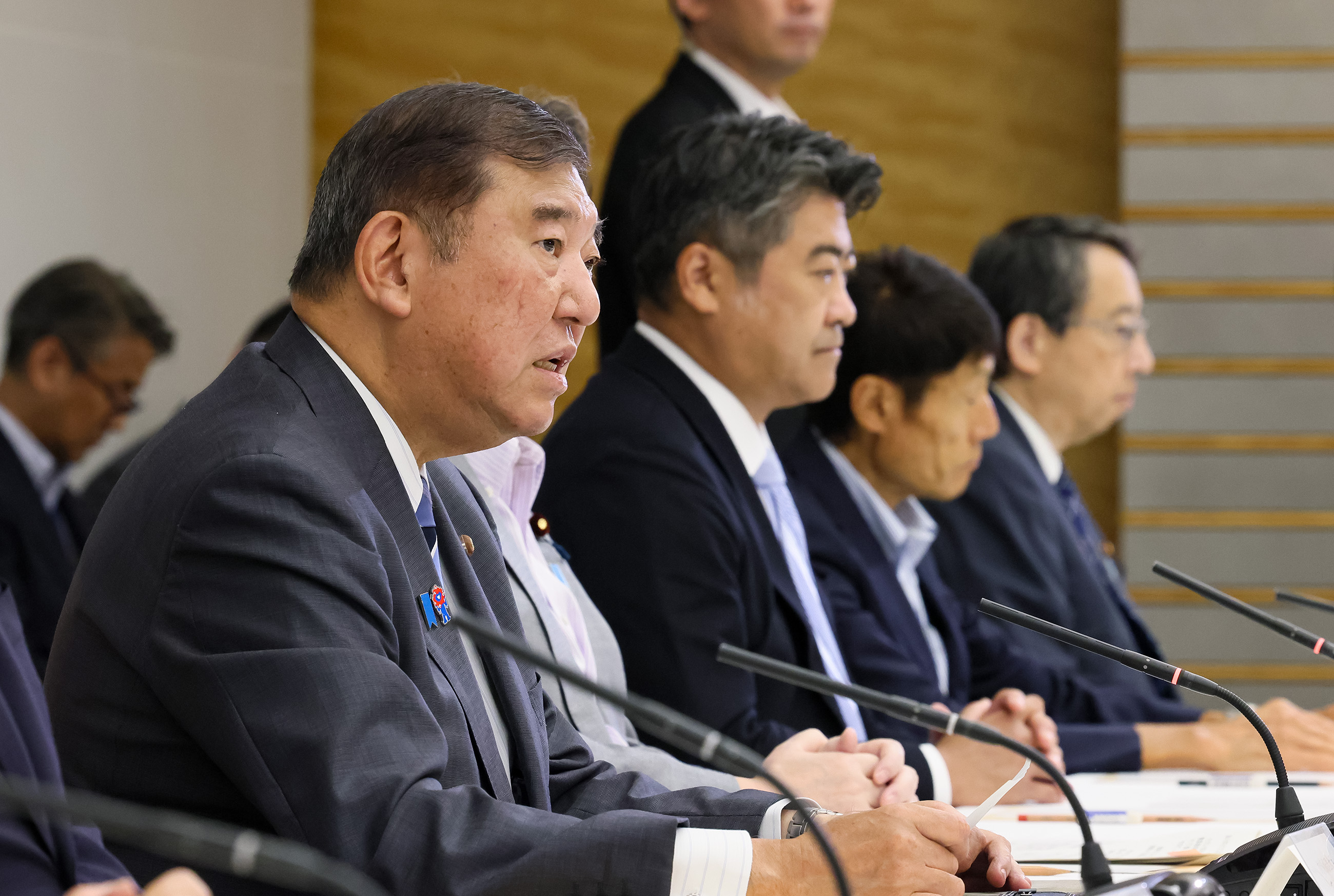 Prime Minister Ishiba wrapping up the meeting (3)