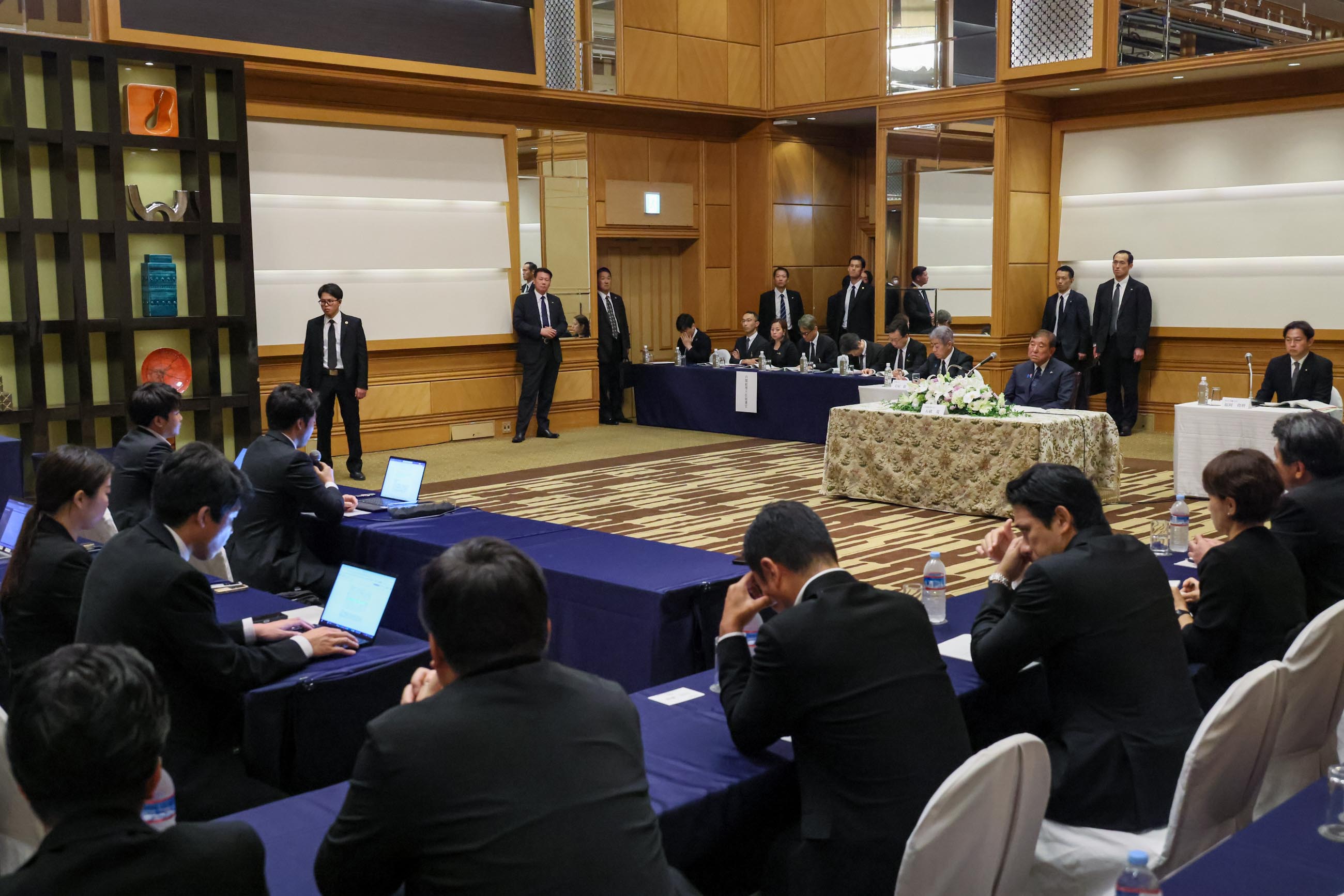 Prime Minister Ishiba answering questions from the press (1)