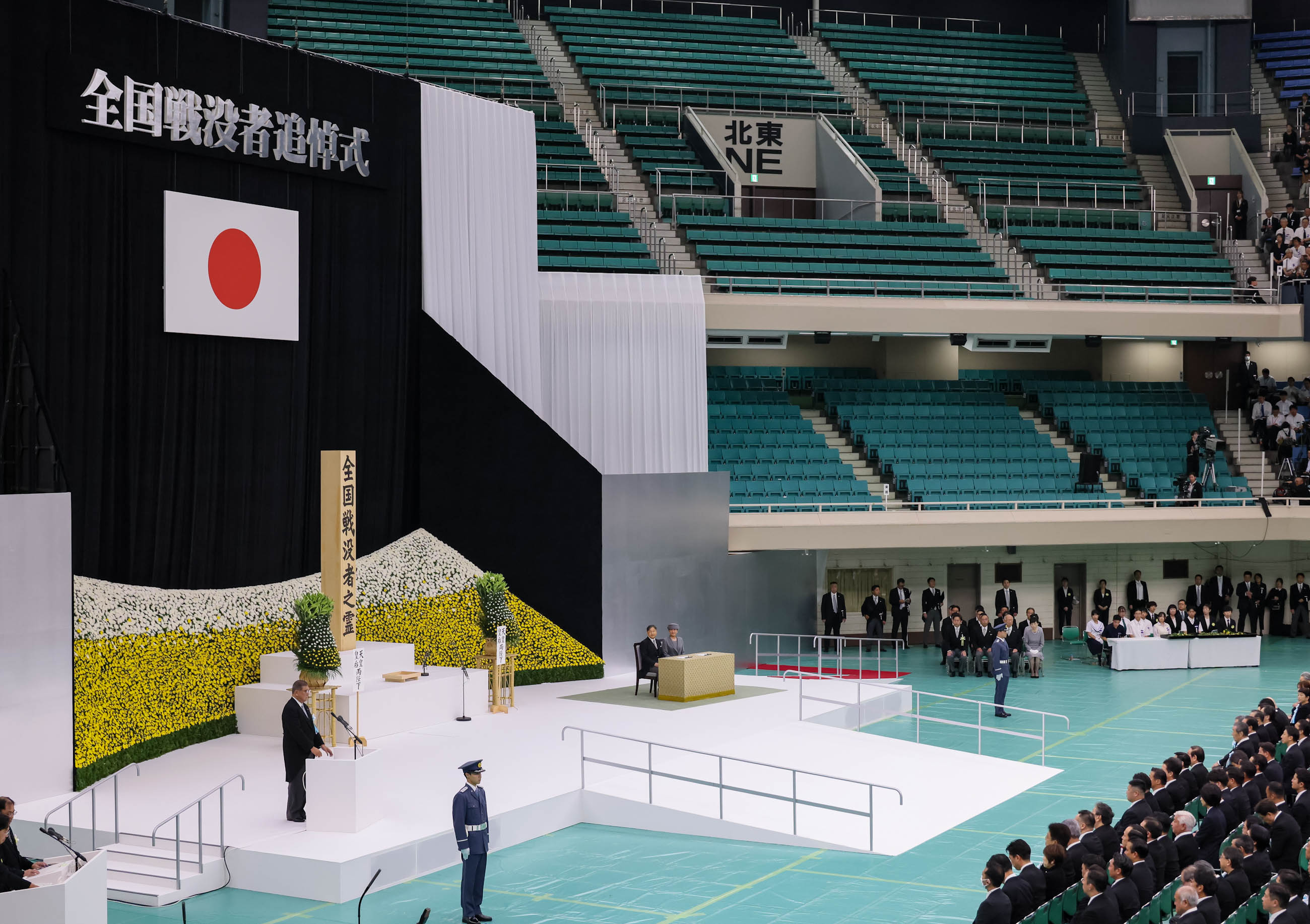 Prime Minister Ishiba delivering an address (2)