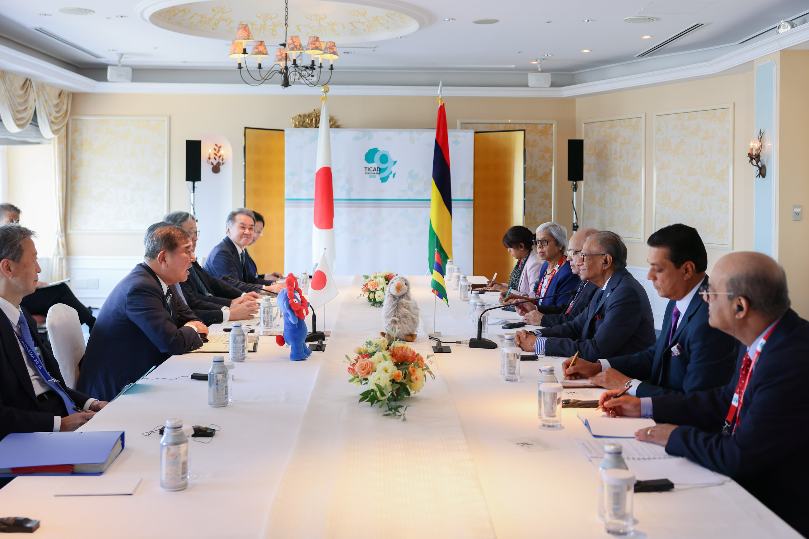 Japan-Mauritius Summit Meeting (2)