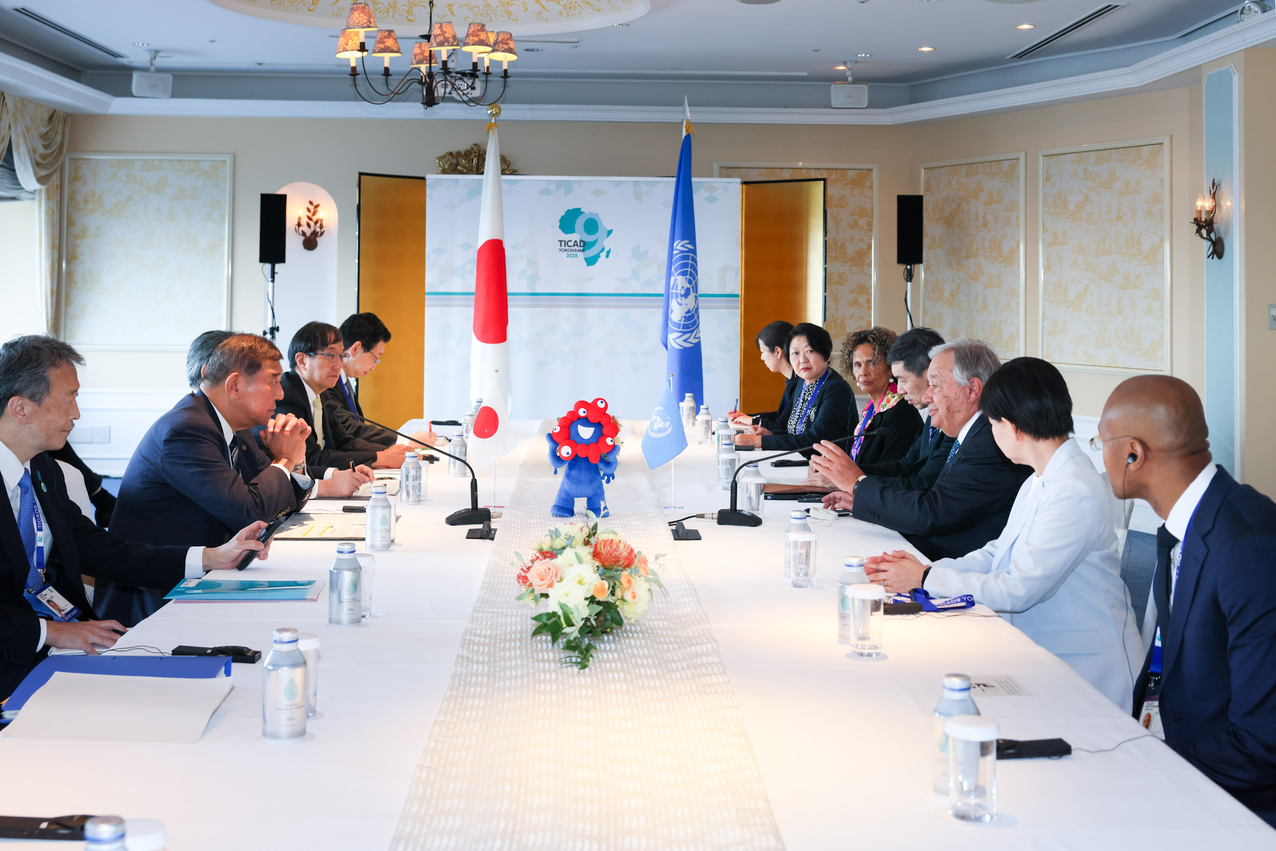 Meeting with Secretary-General Guterres for the United Nations (2)