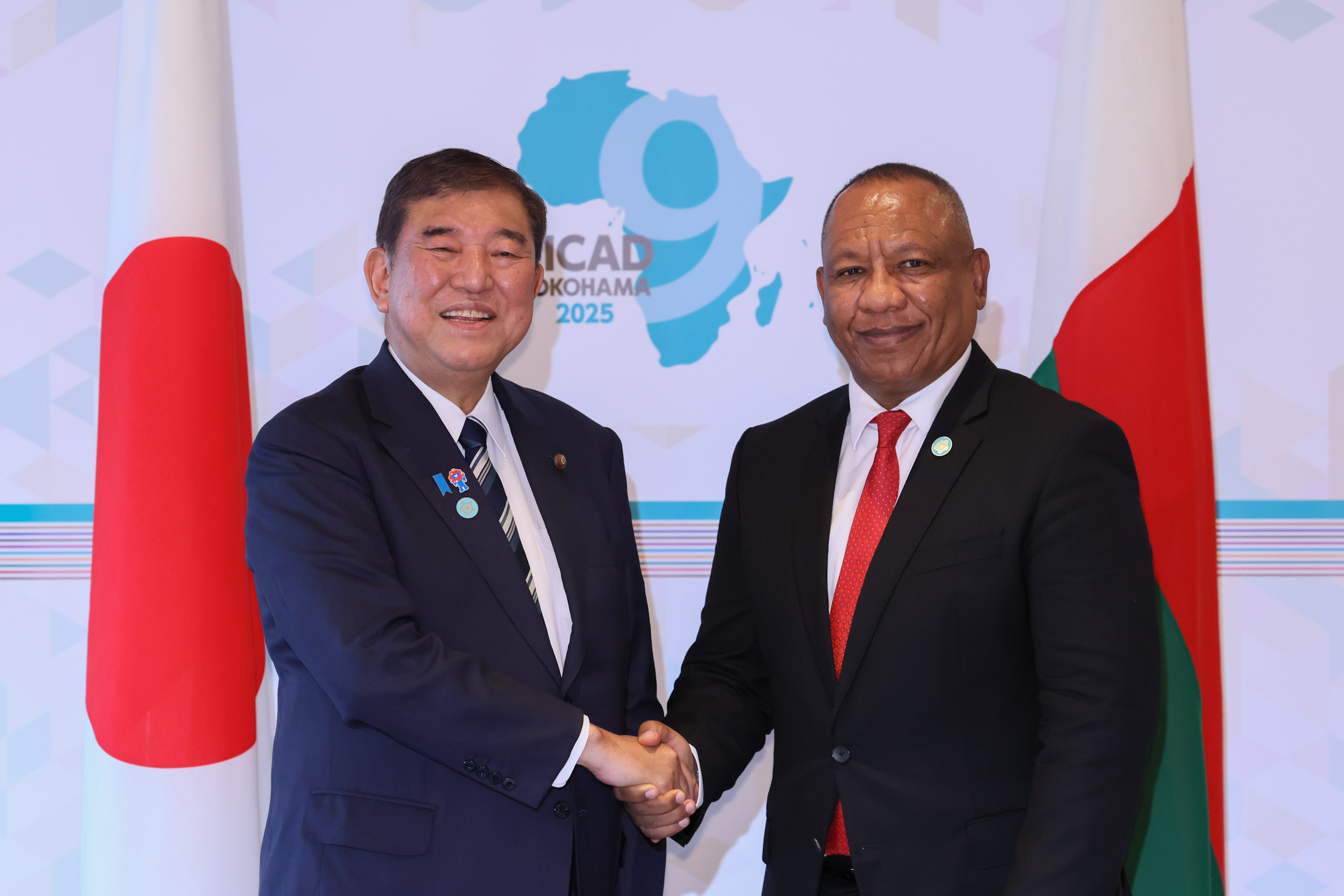 Japan-Madagascar Summit Meeting (1)