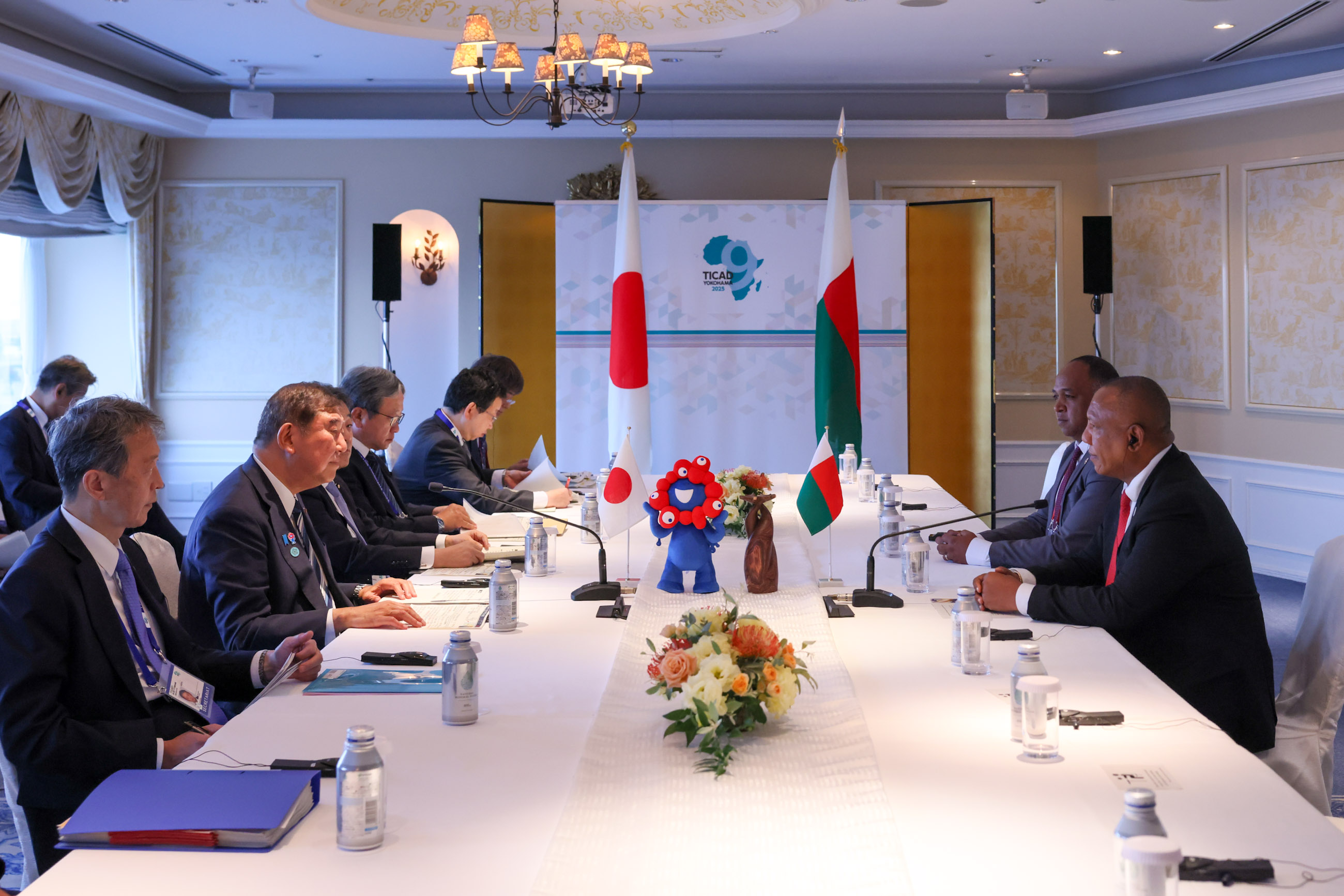 Japan-Madagascar Summit Meeting (2)
