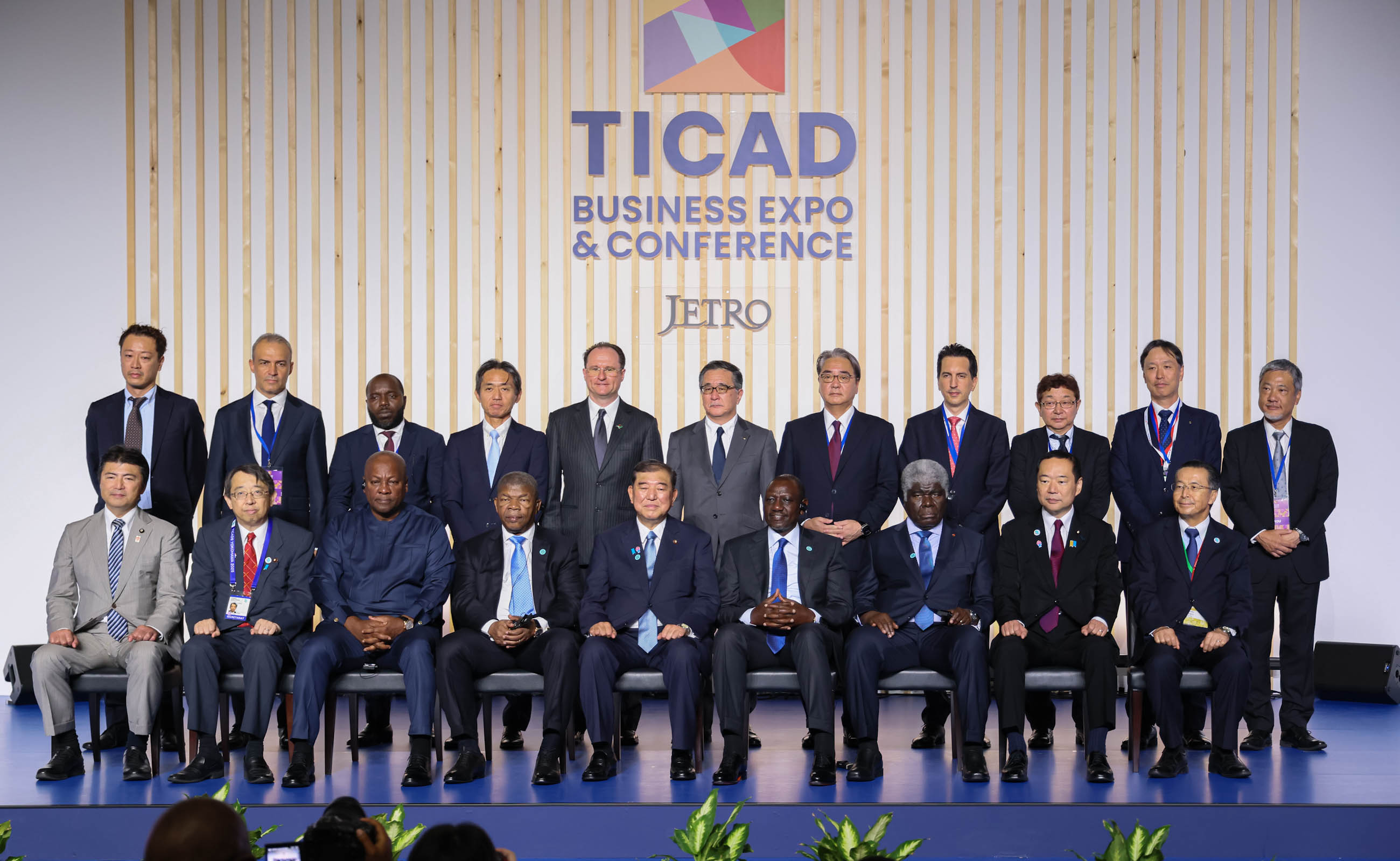 Signing ceremony (5)