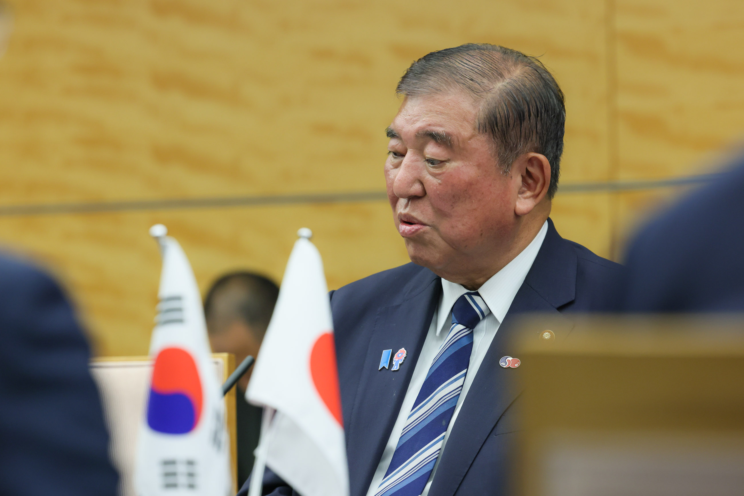 Japan - ROK Summit Meeting (Plenary Meeting) (4)