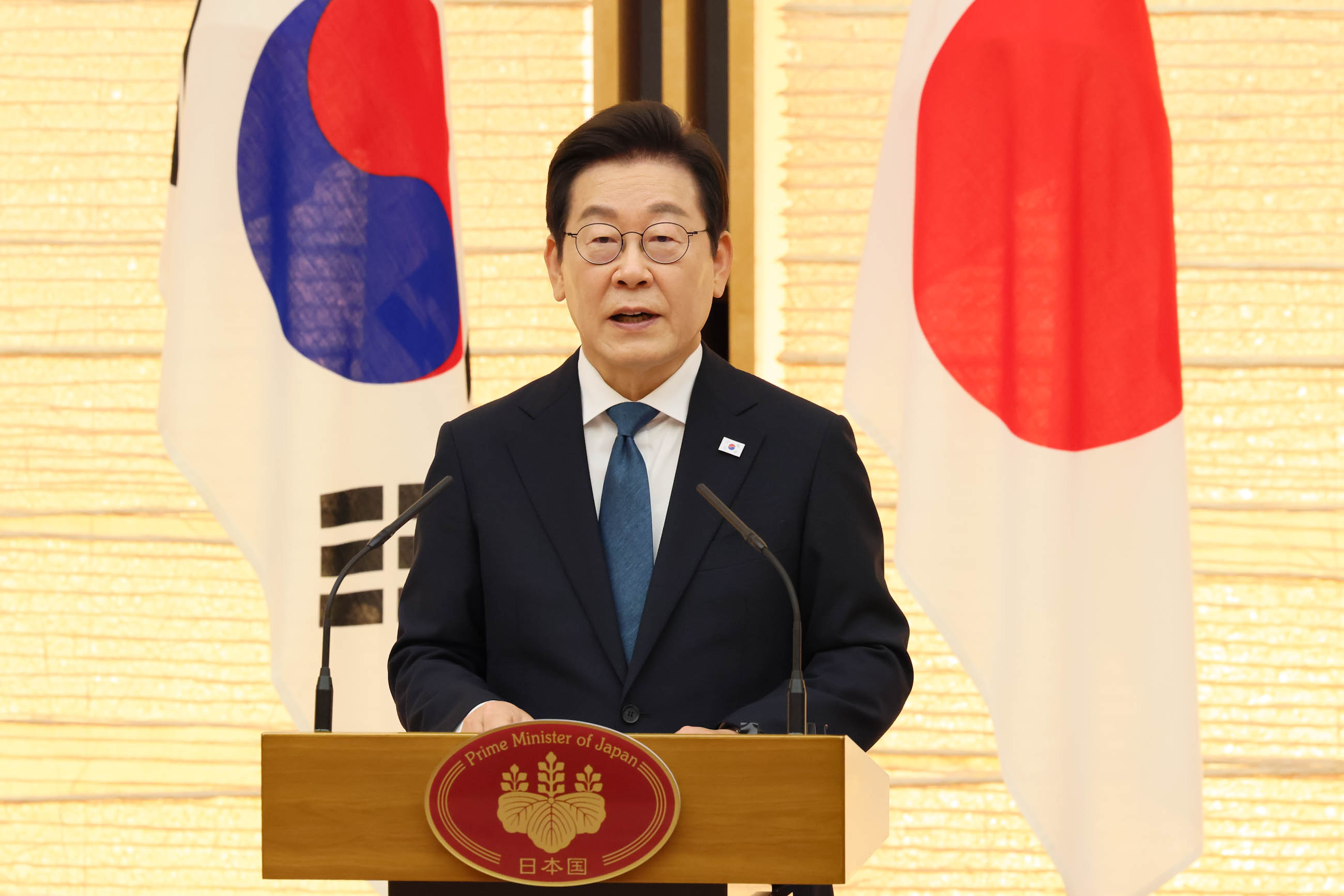 Joint Press Occasion (4)