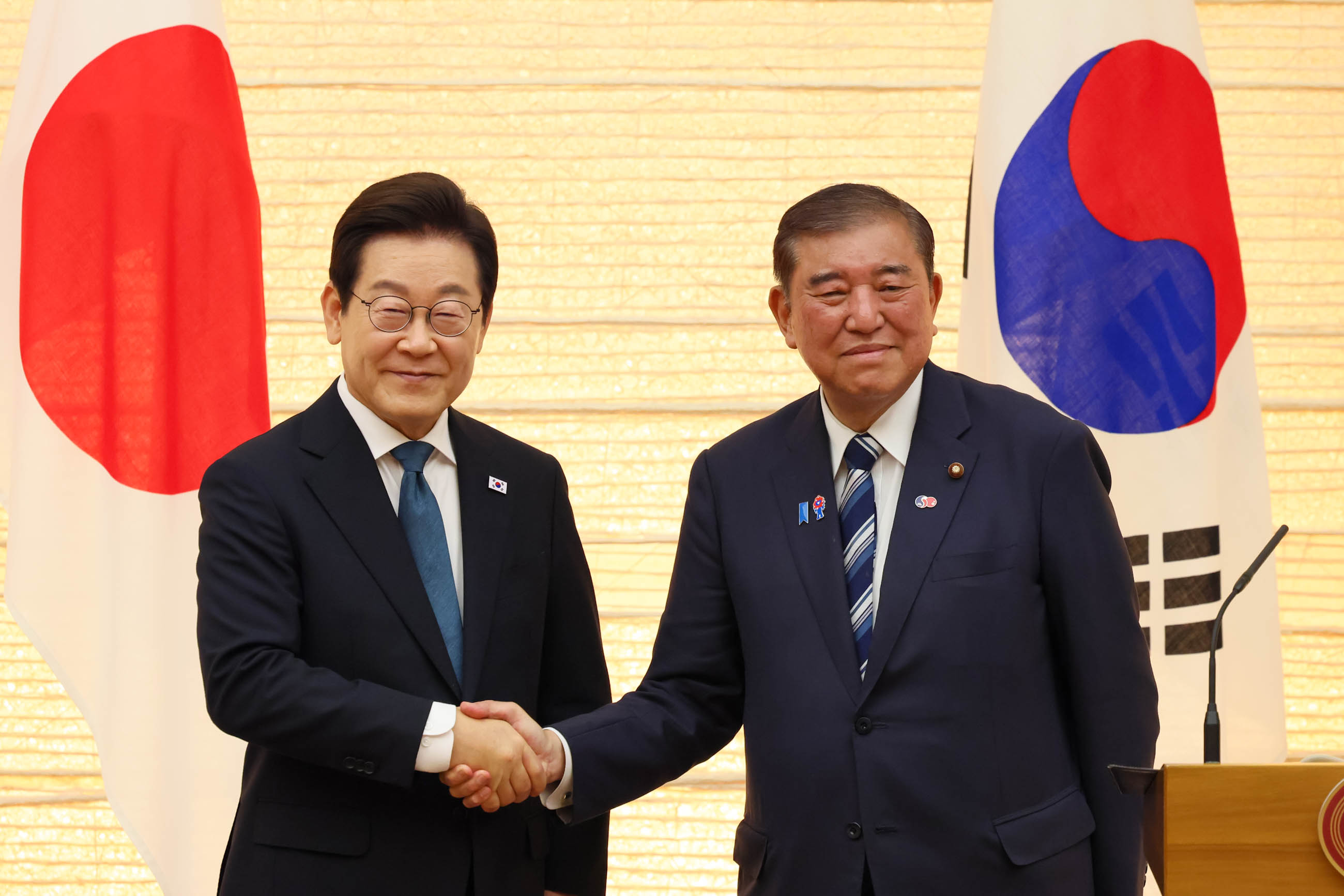 Joint Press Occasion (7)