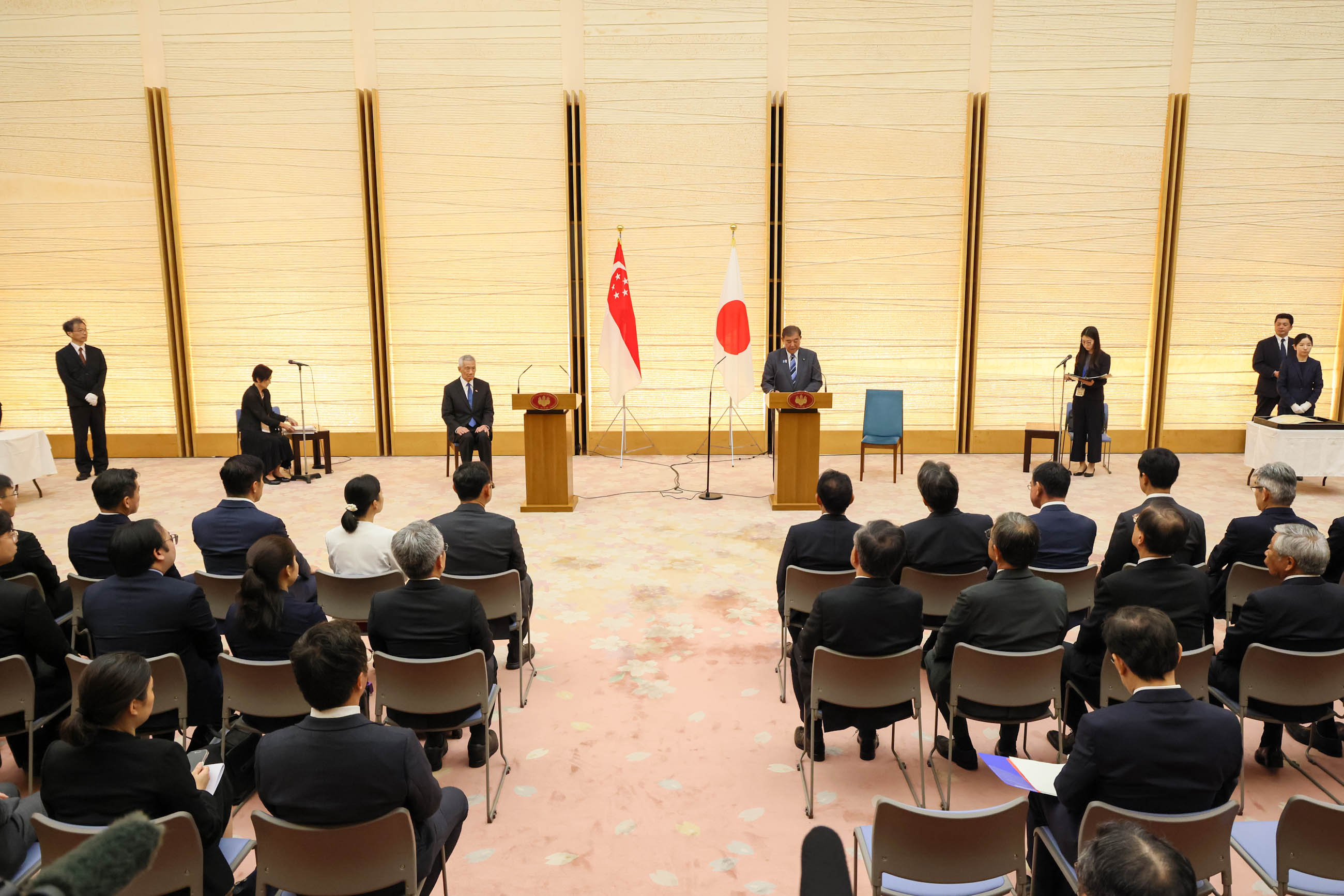 Decoration Conferment Ceremony (2)