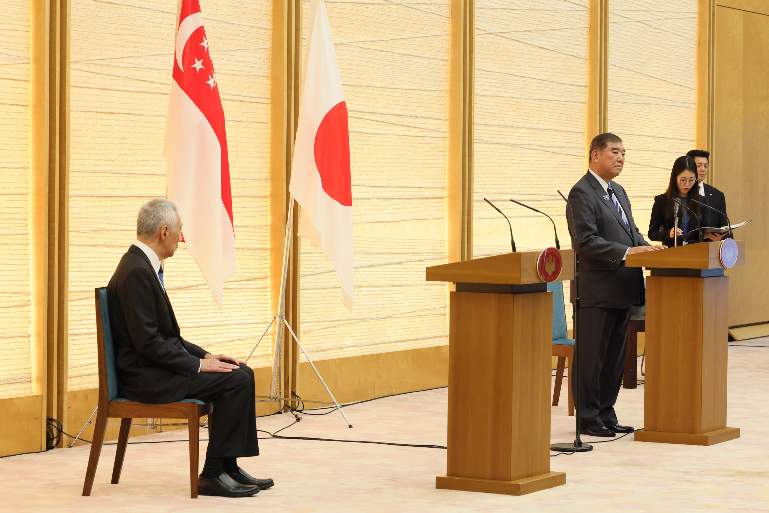 Decoration Conferment Ceremony (3)