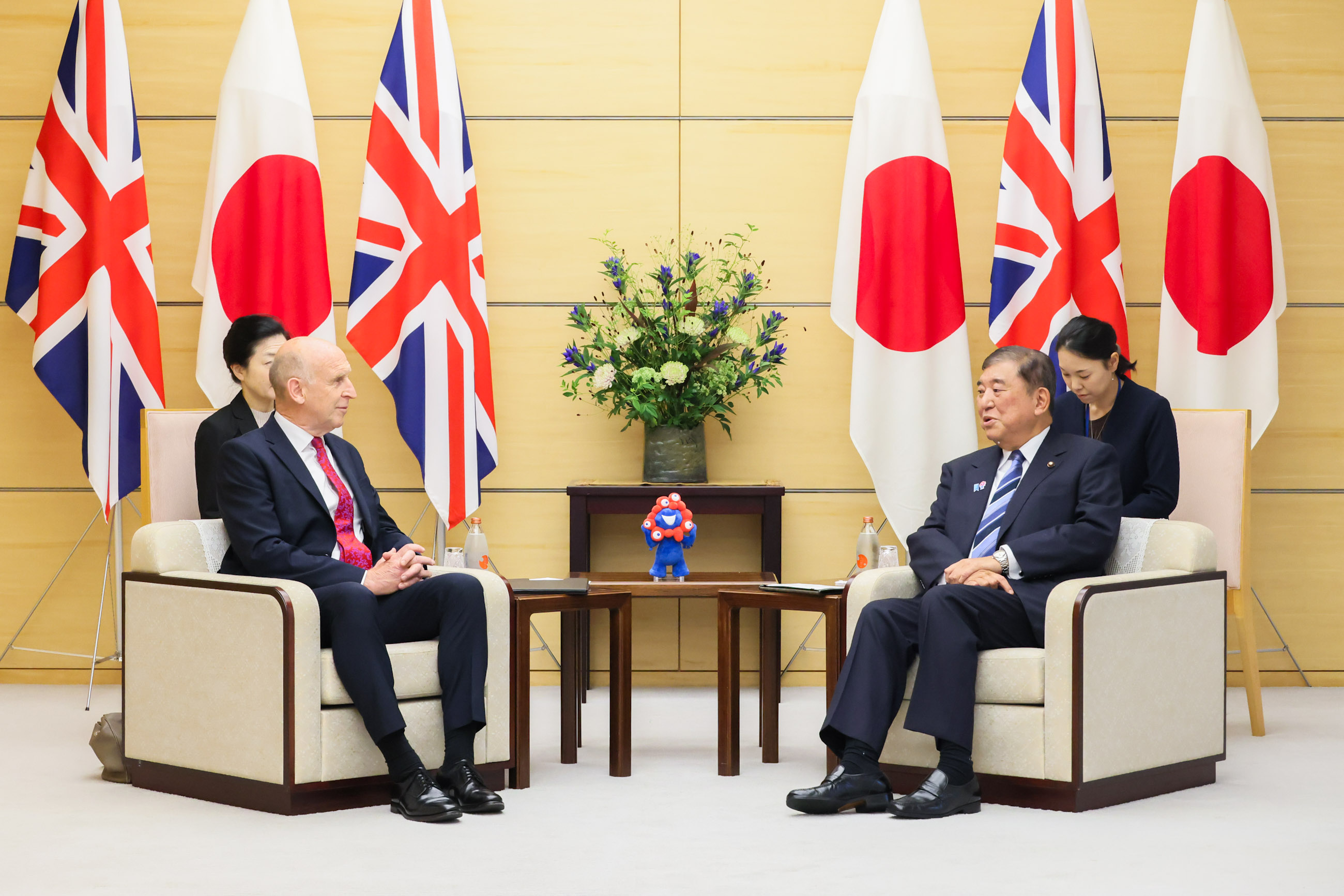 Prime Minister Ishiba receiving a courtesy call (1)