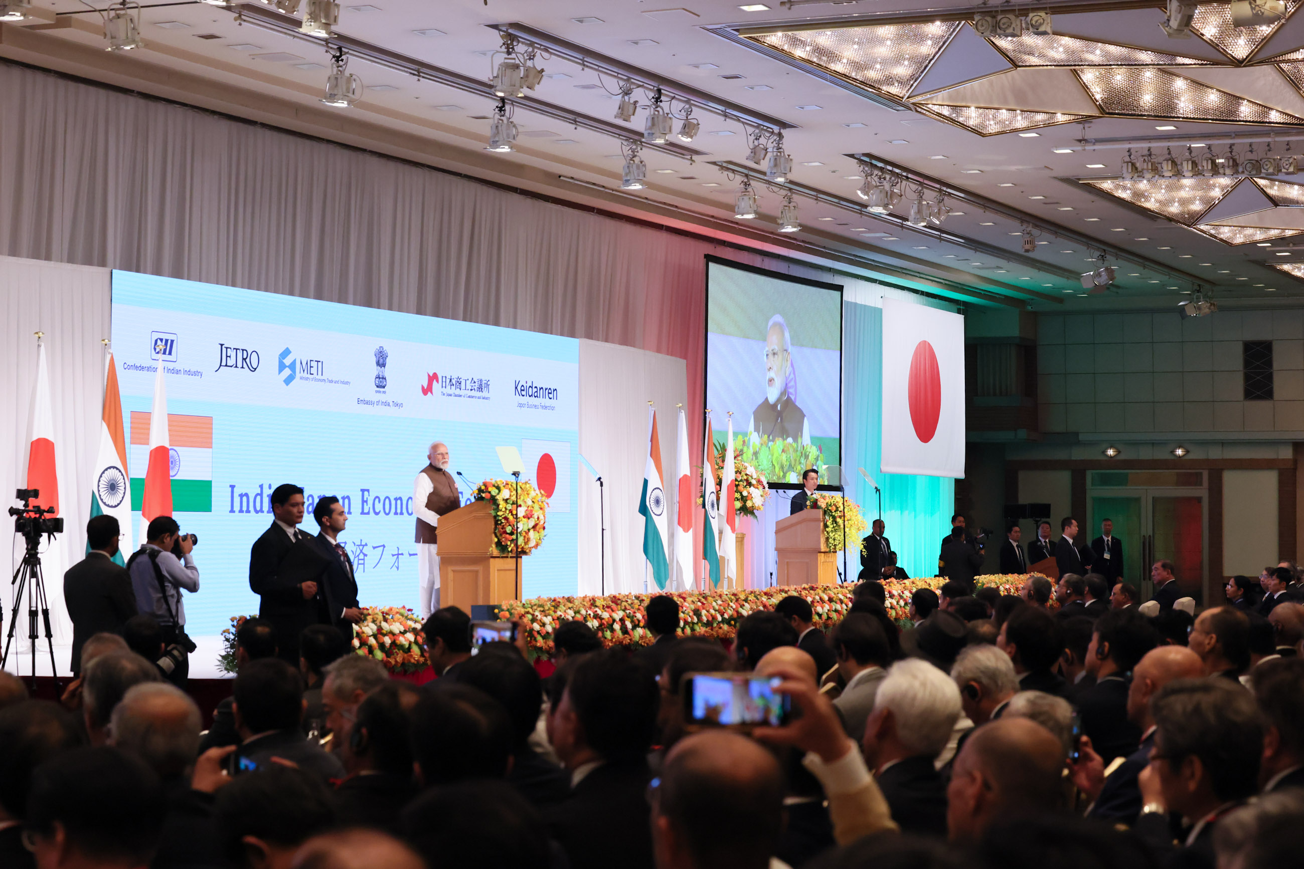 Prime Minister Modi delivering an address (1)