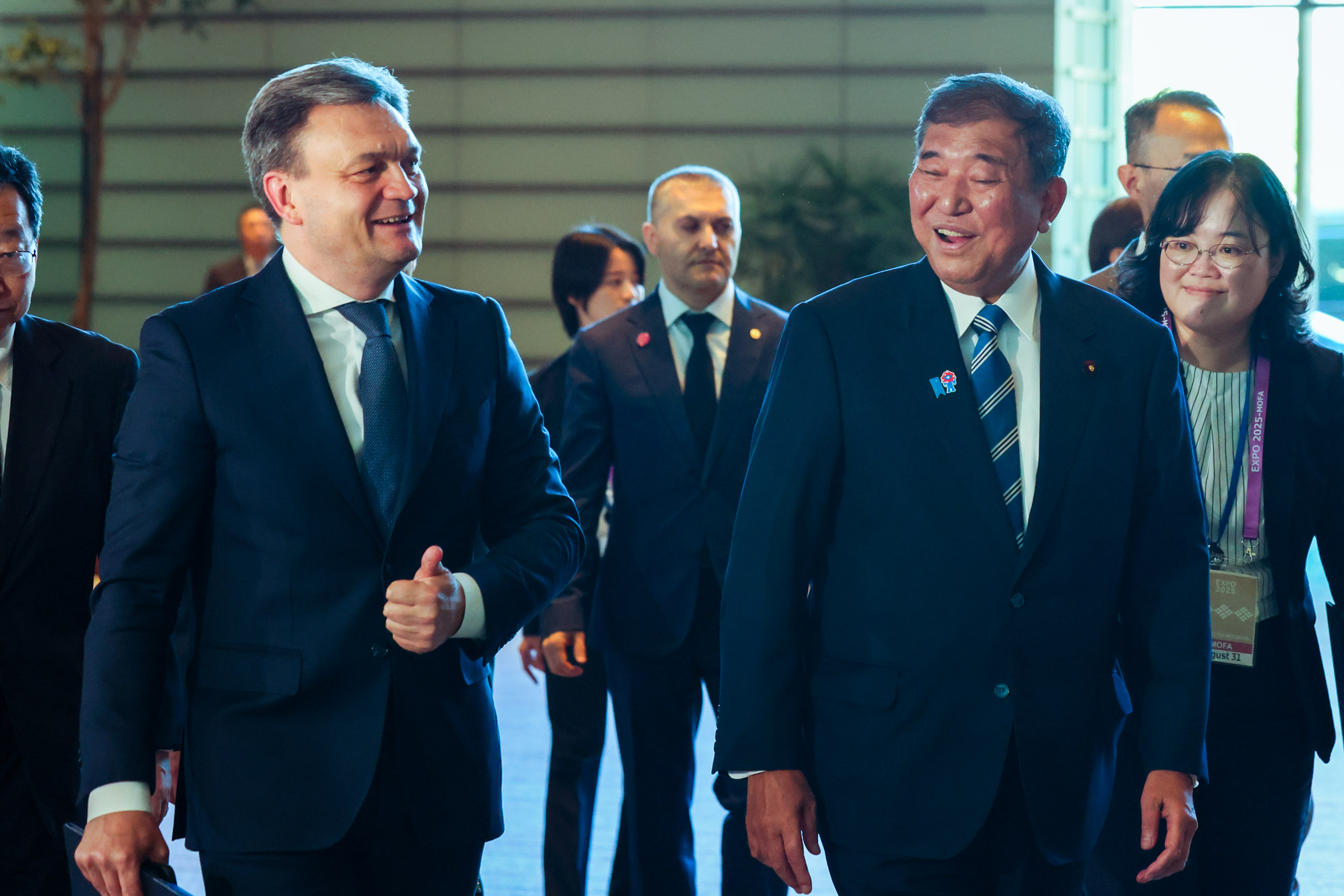 Prime Minister Ishiba welcoming Prime Minister Recean (3)