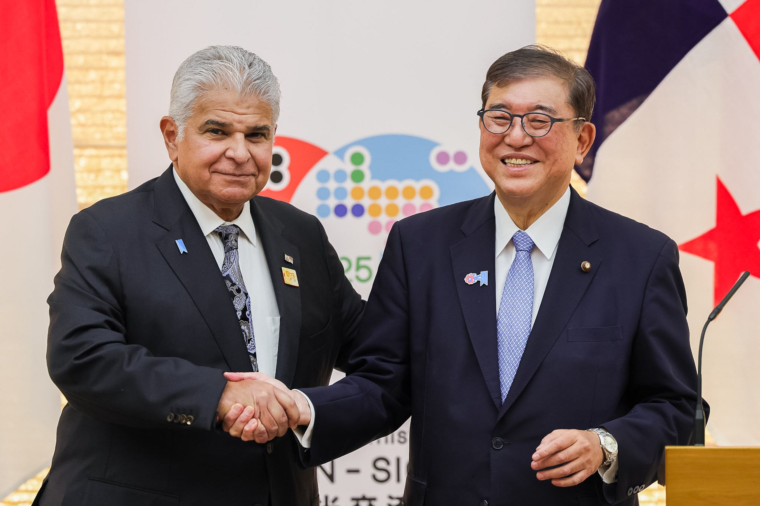 Japan-Panama Summit Meeting