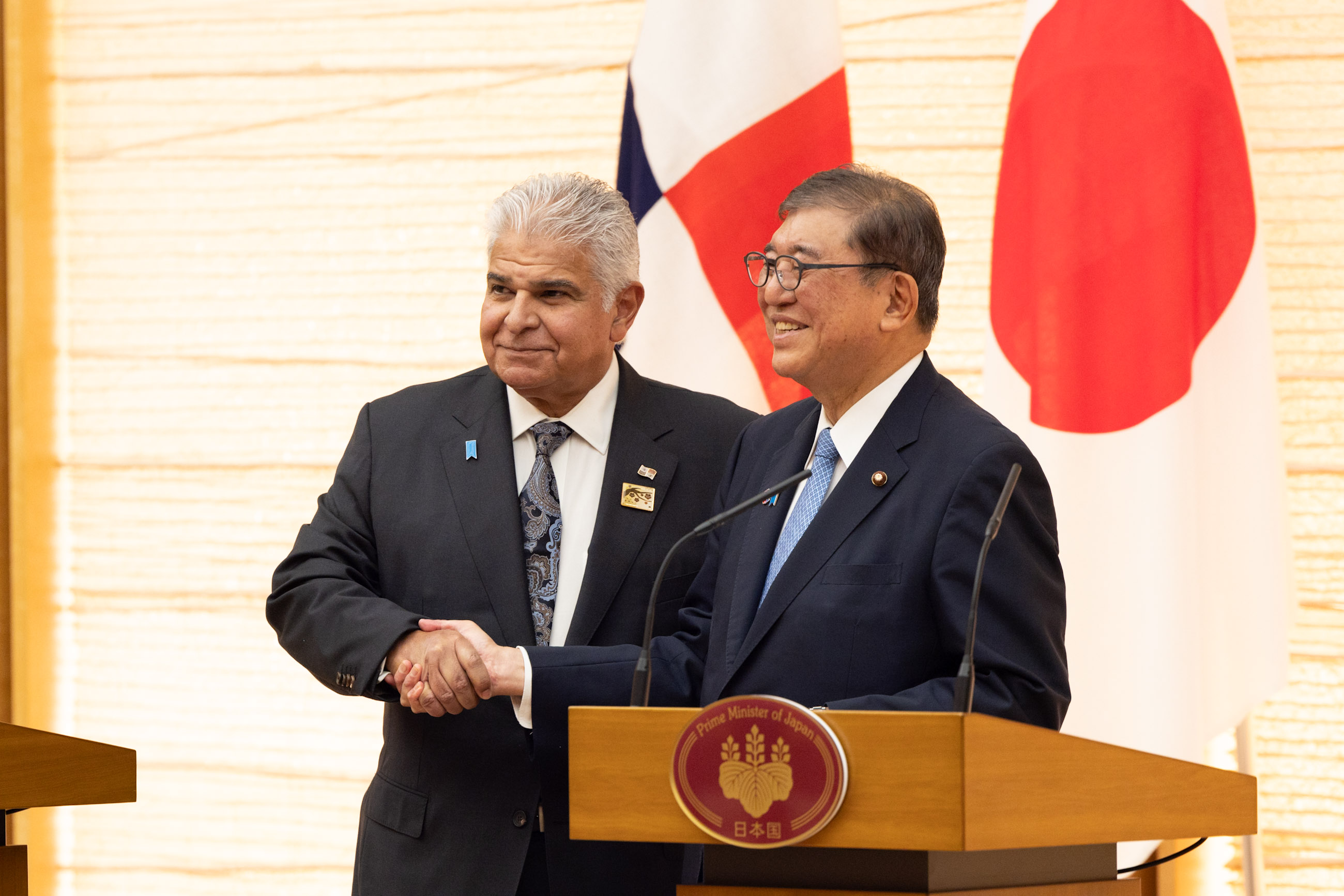 Joint press occasion (8)