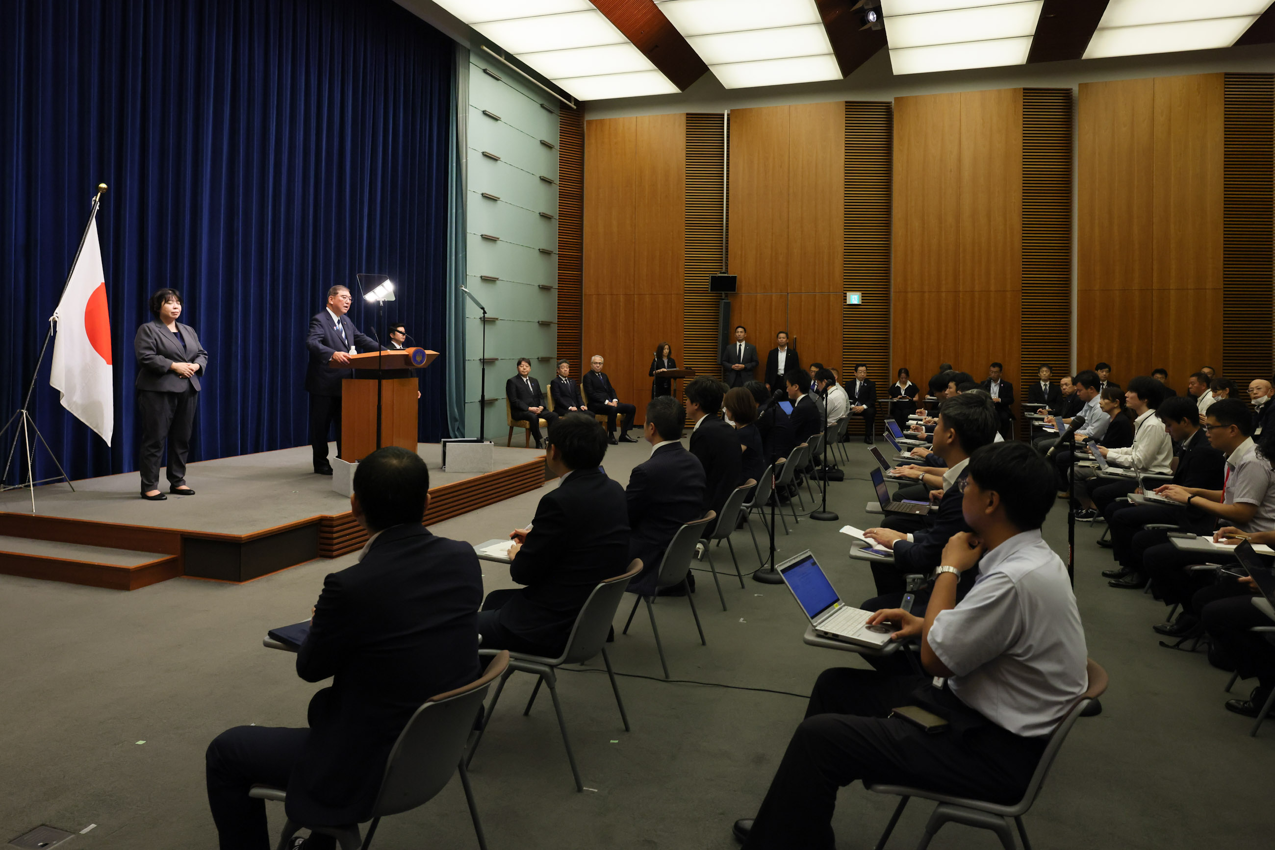 Prime Minister Ishiba making an opening statement (2)