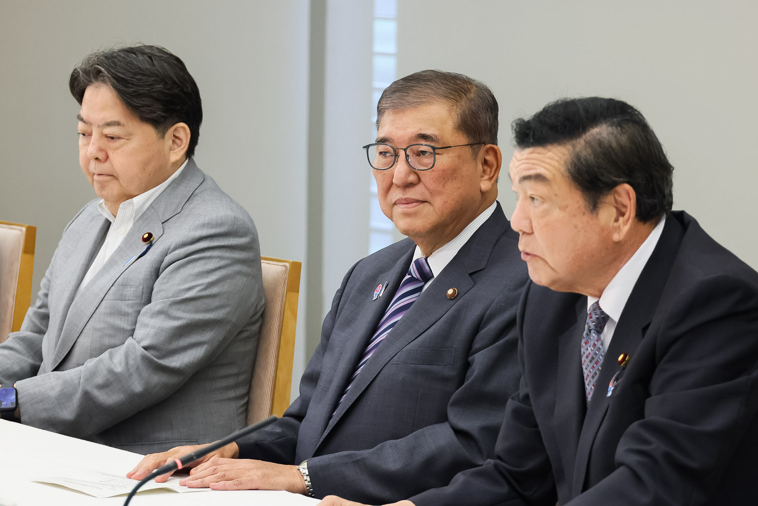 Prime Minister Ishiba holding an exchange of views with prefectural governors (2)