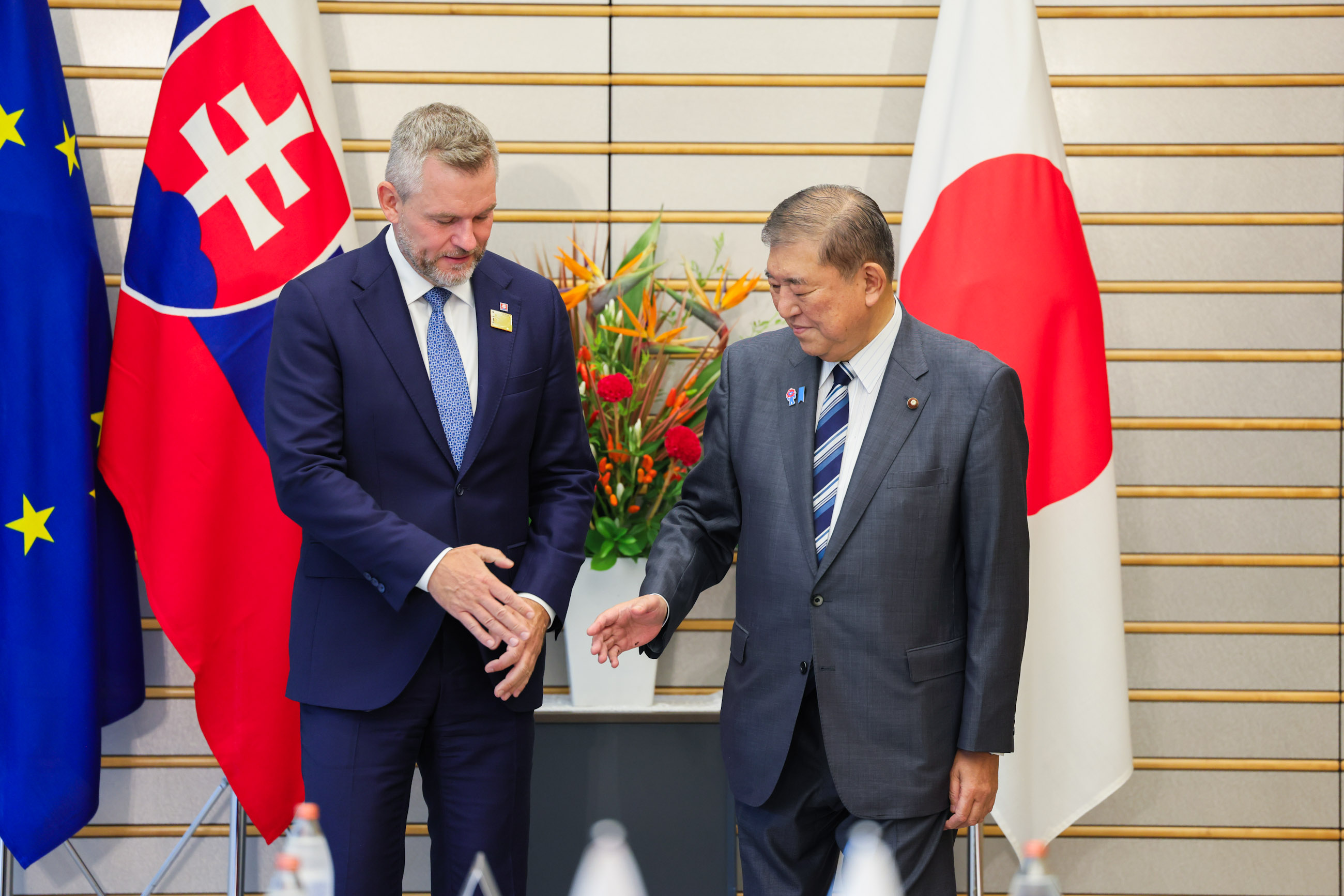 Prime Minister Ishiba holding a meeting with President Pellegrini (2)