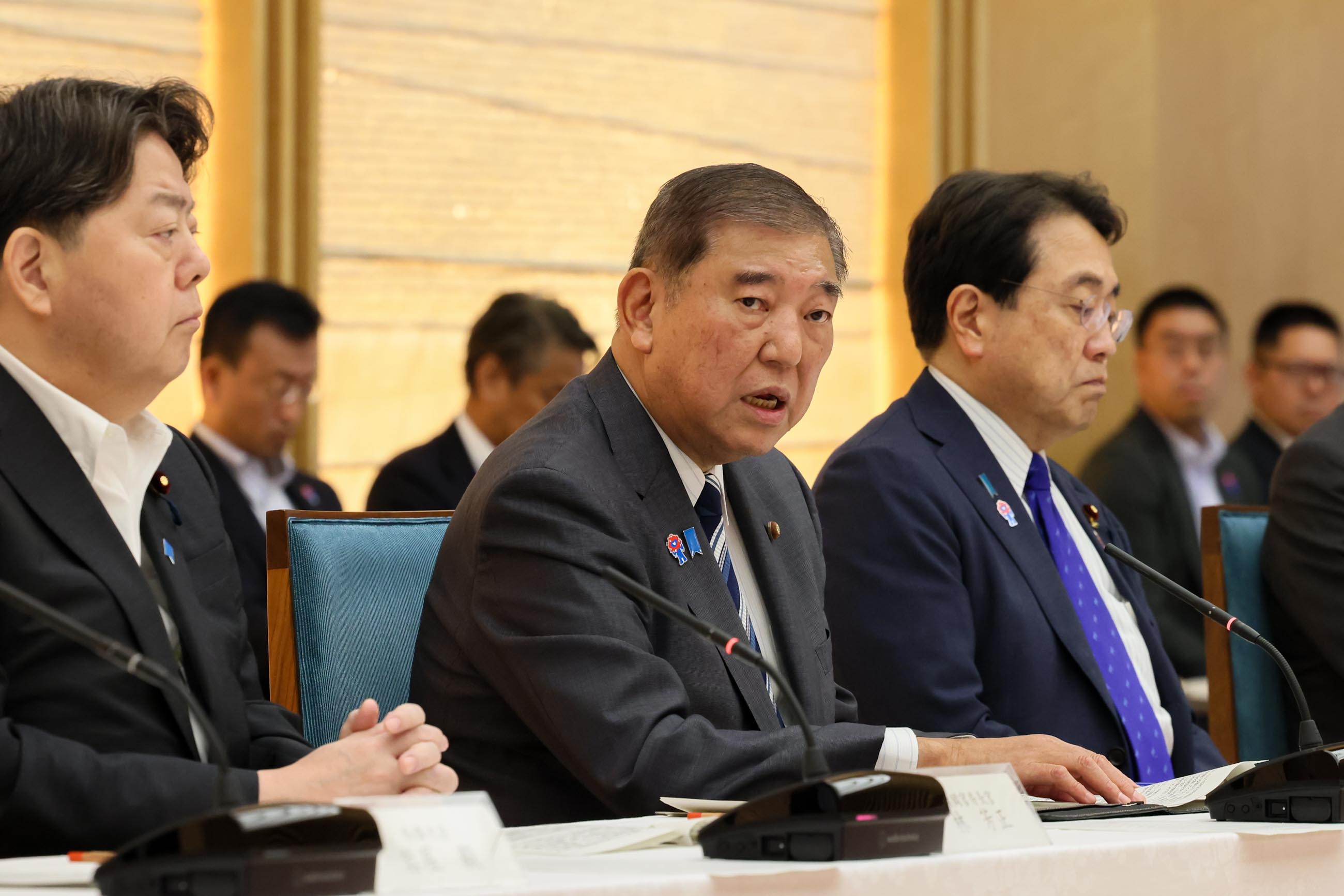 Prime Minister Ishiba wrapping up the meeting (2)