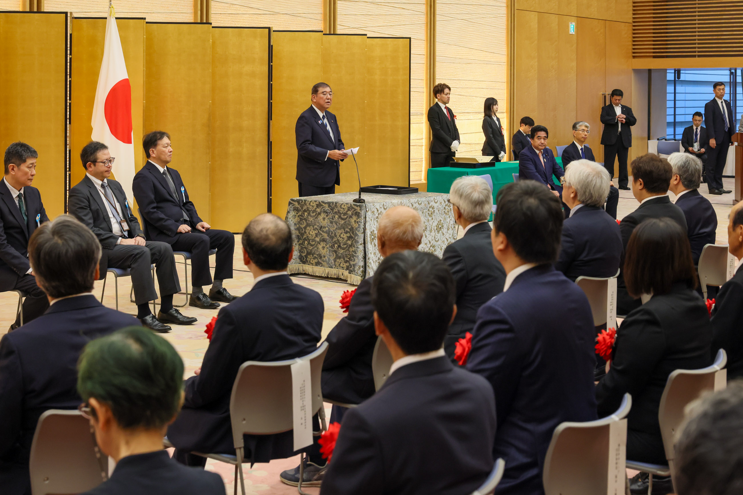 Prime Minister Ishiba delivering an address (3)
