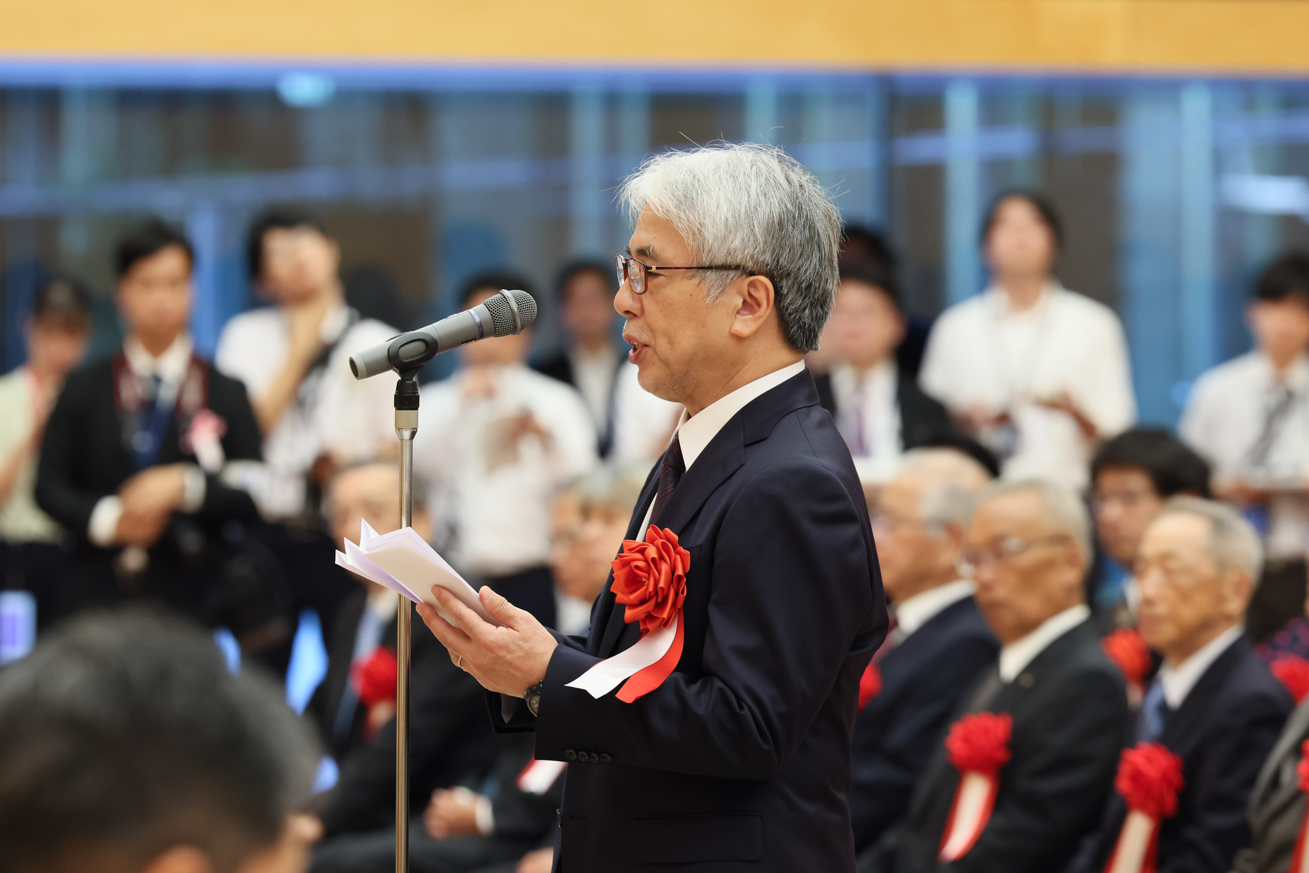 Acceptance Speech by the Representative of the Awardees (3)