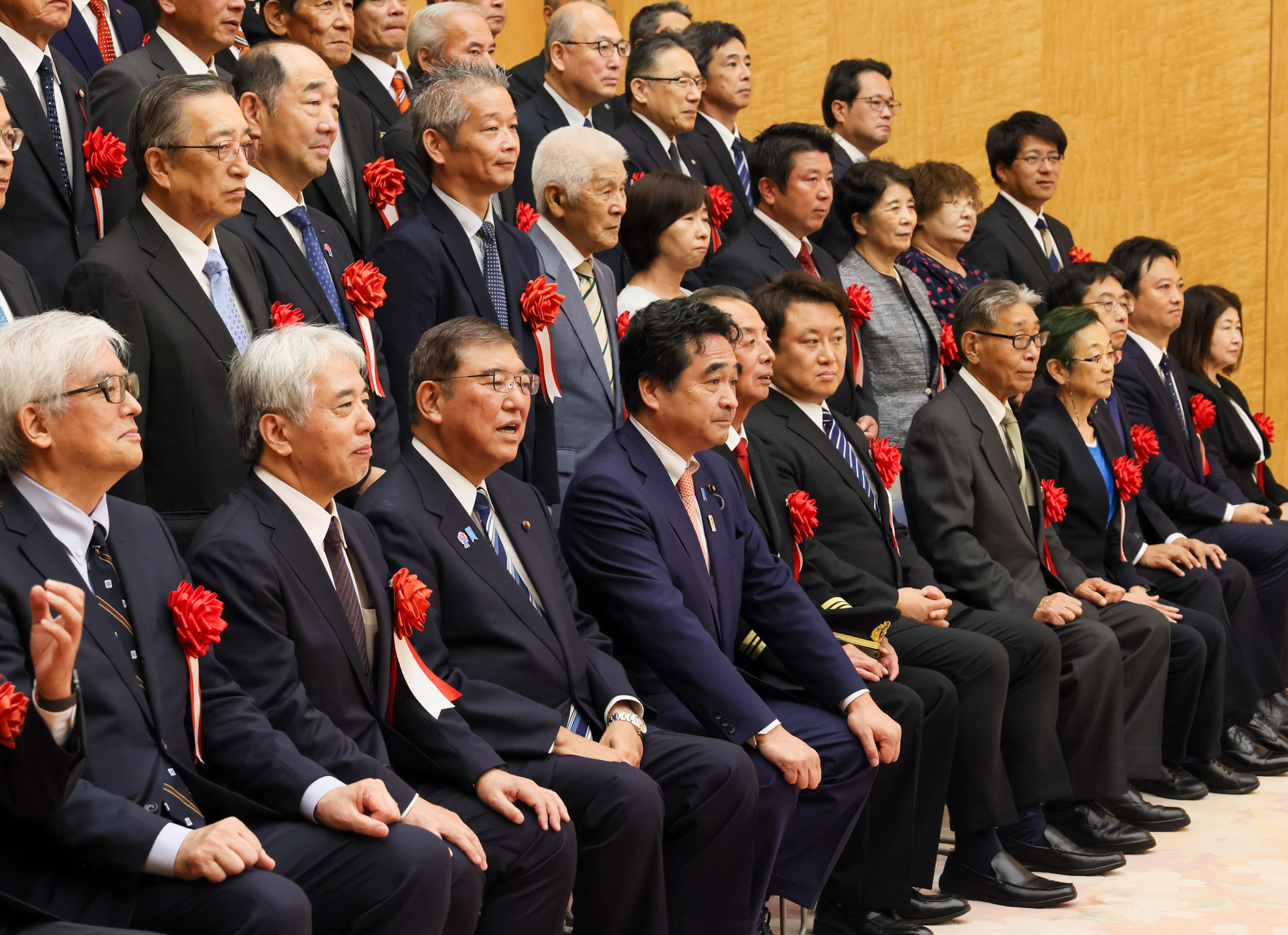 Commemorative photo (1)