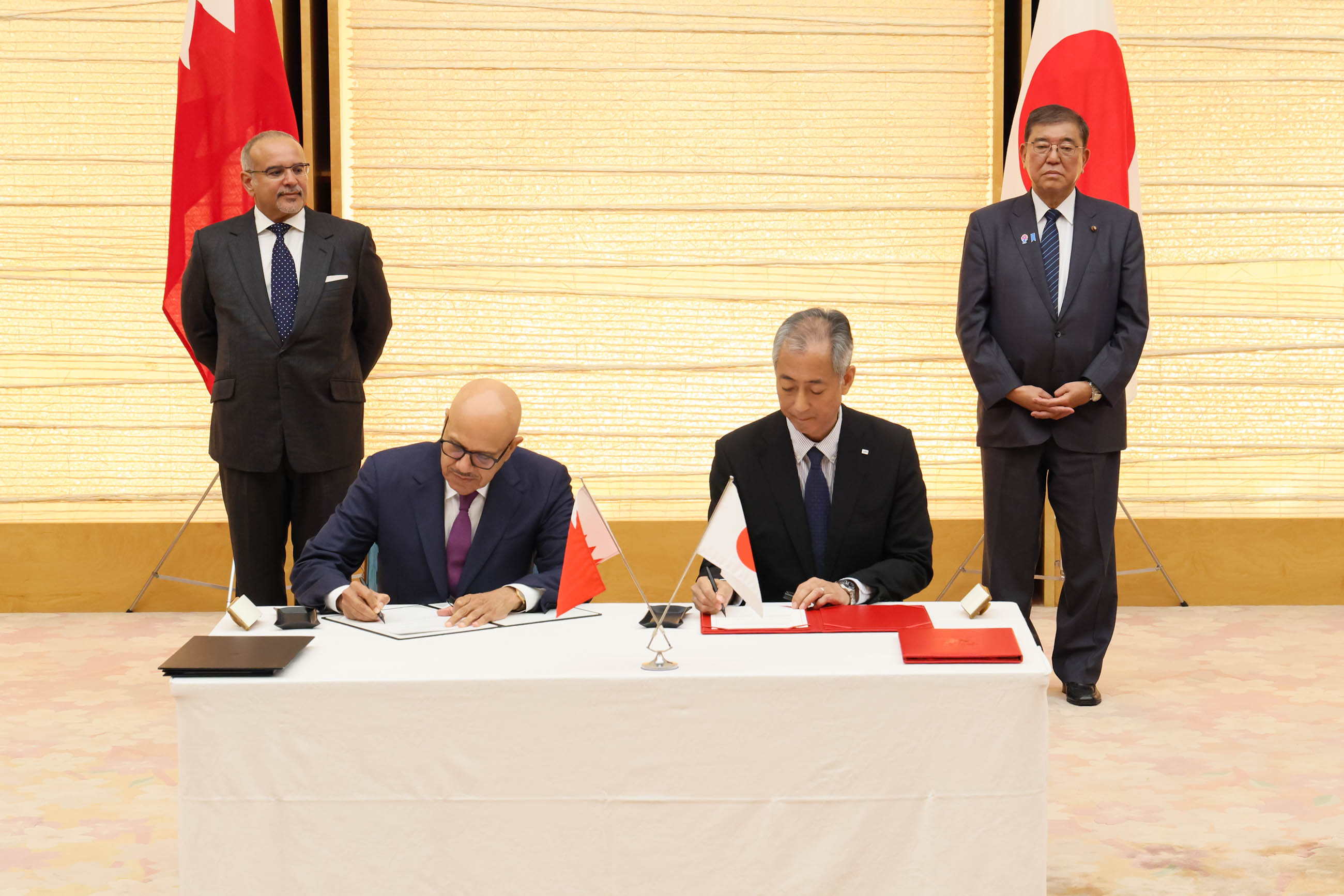 Signing Ceremony (2)