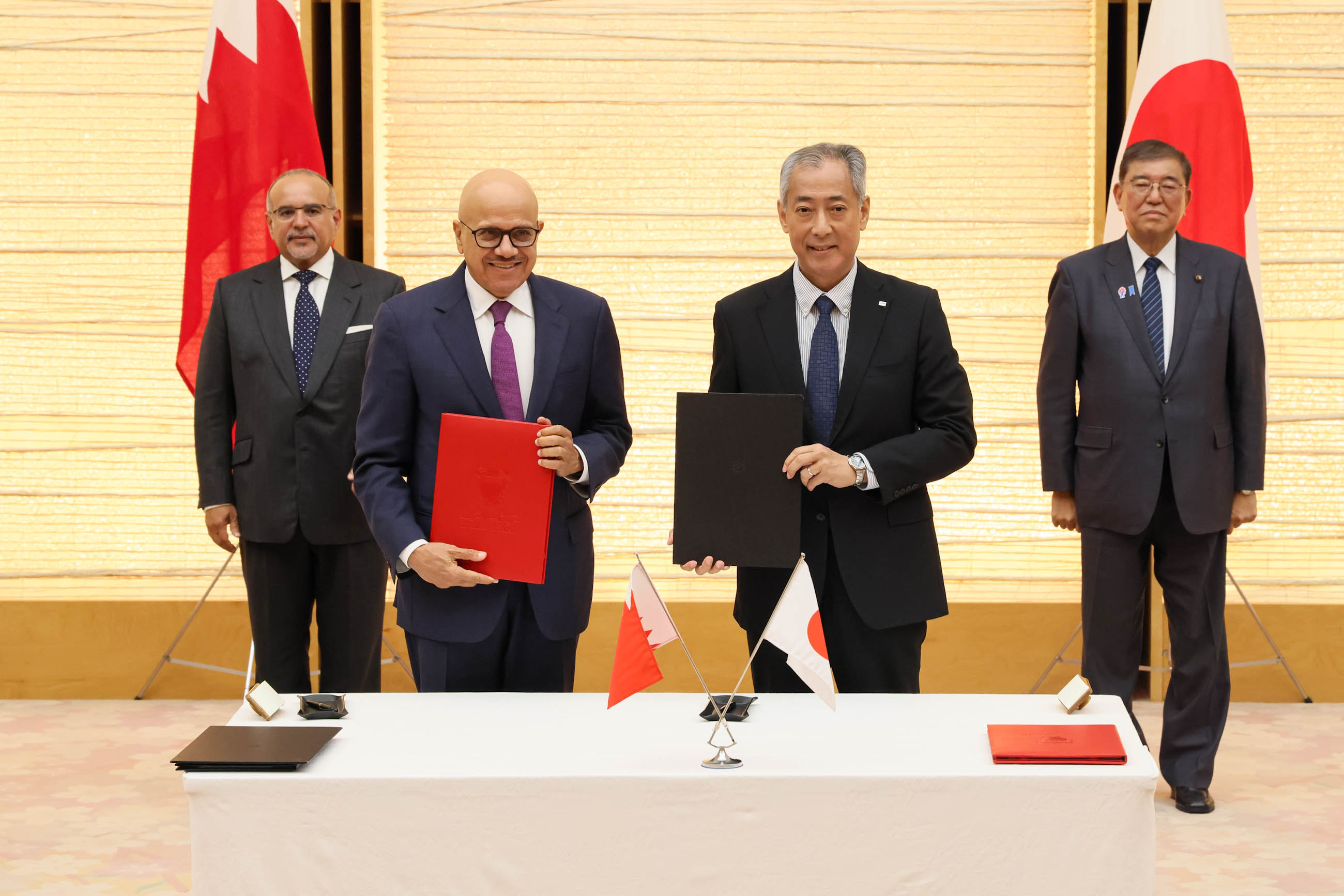 Signing Ceremony (4)