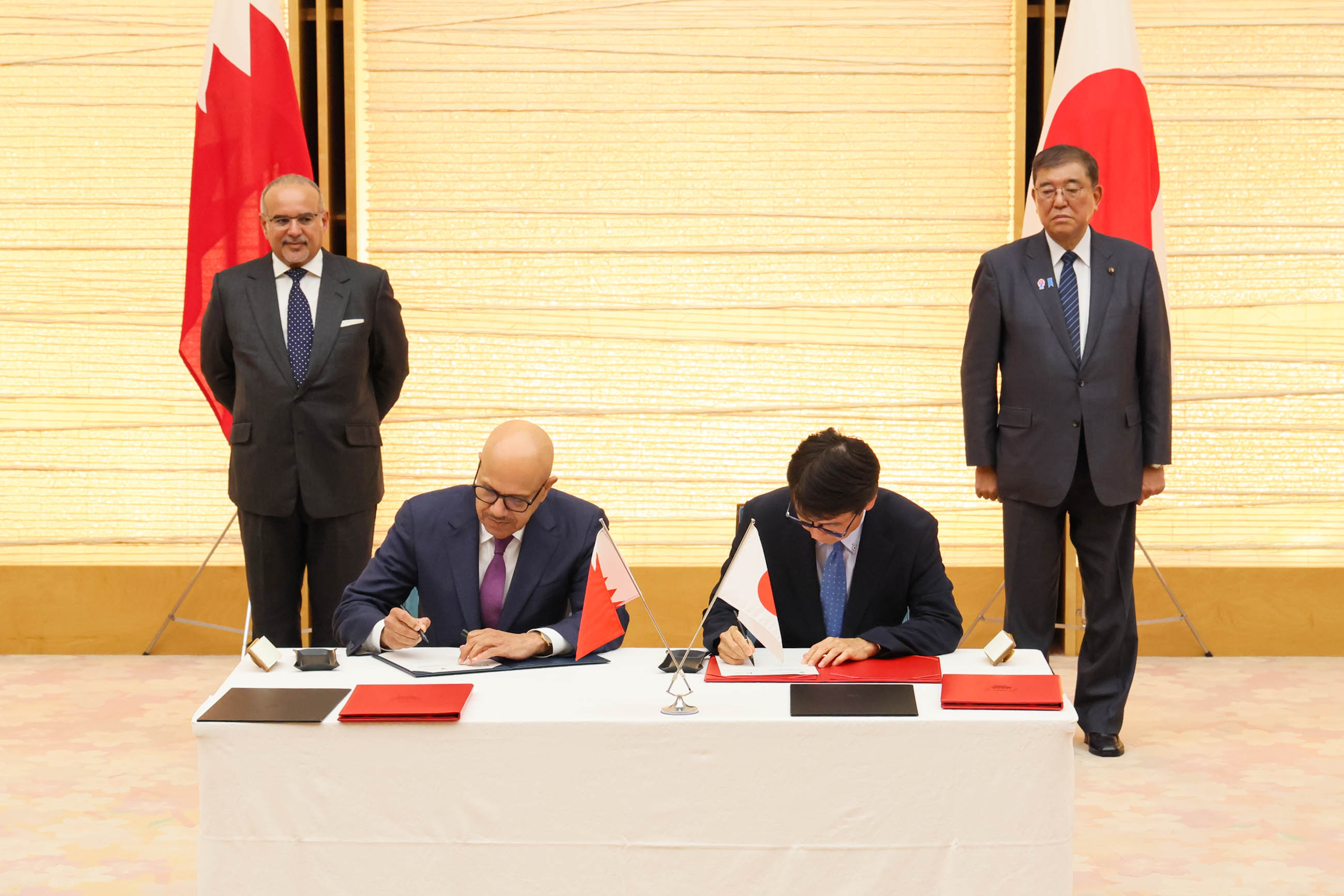 Signing Ceremony (5)