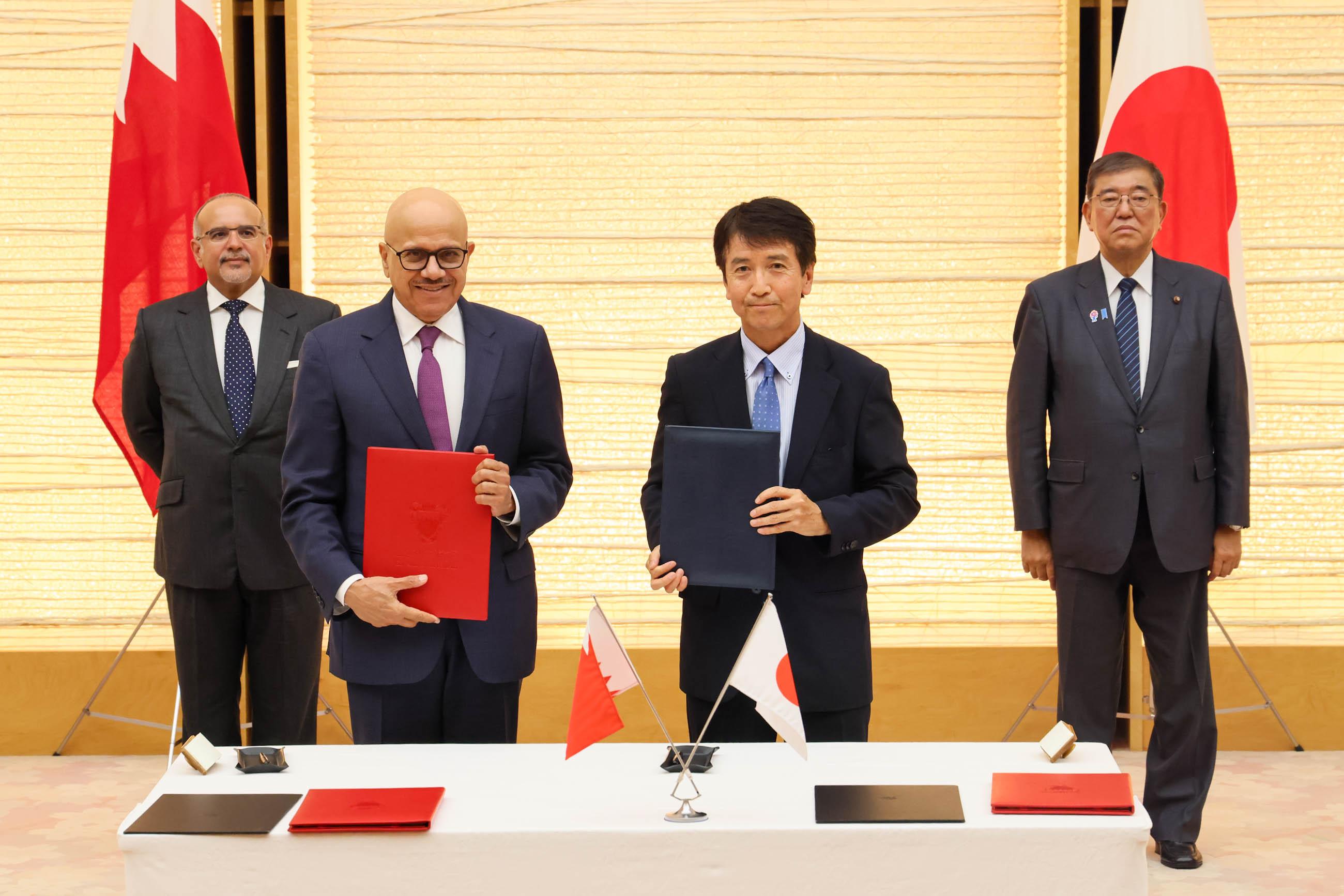 Signing Ceremony (7)