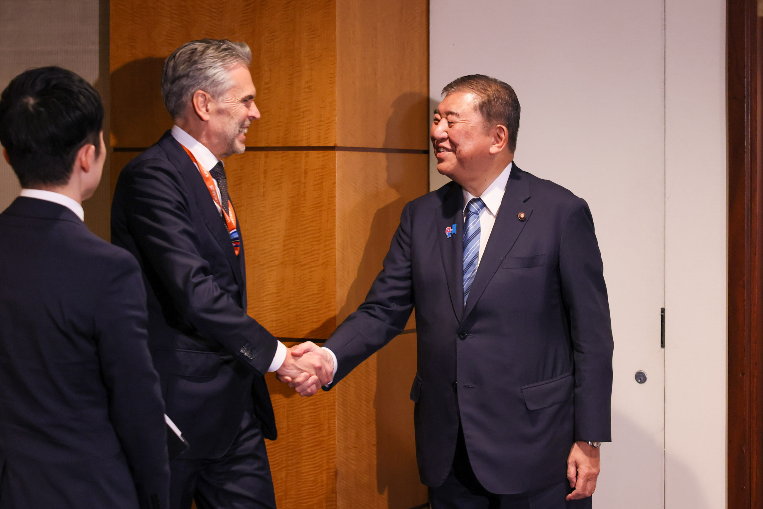 Japan-Netherlands Summit Meeting (1)