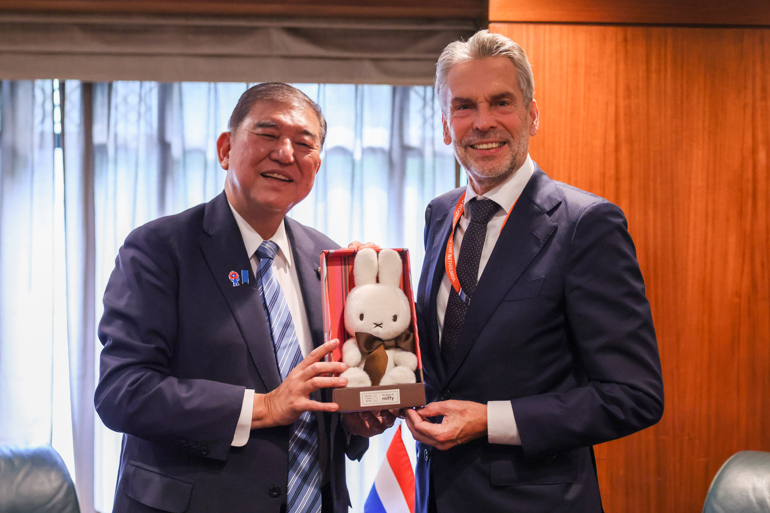 Japan-Netherlands Summit Meeting (5)