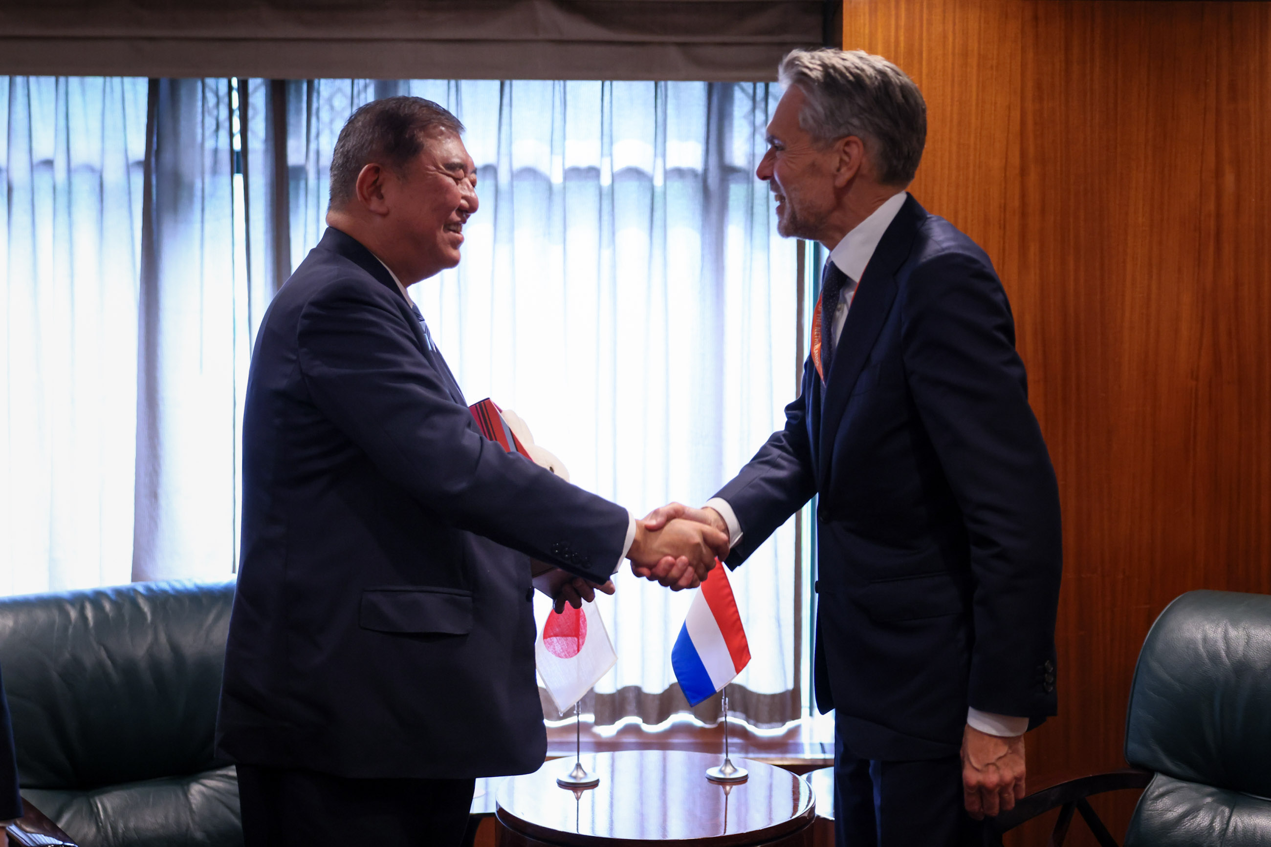 Japan-Netherlands Summit Meeting (6)