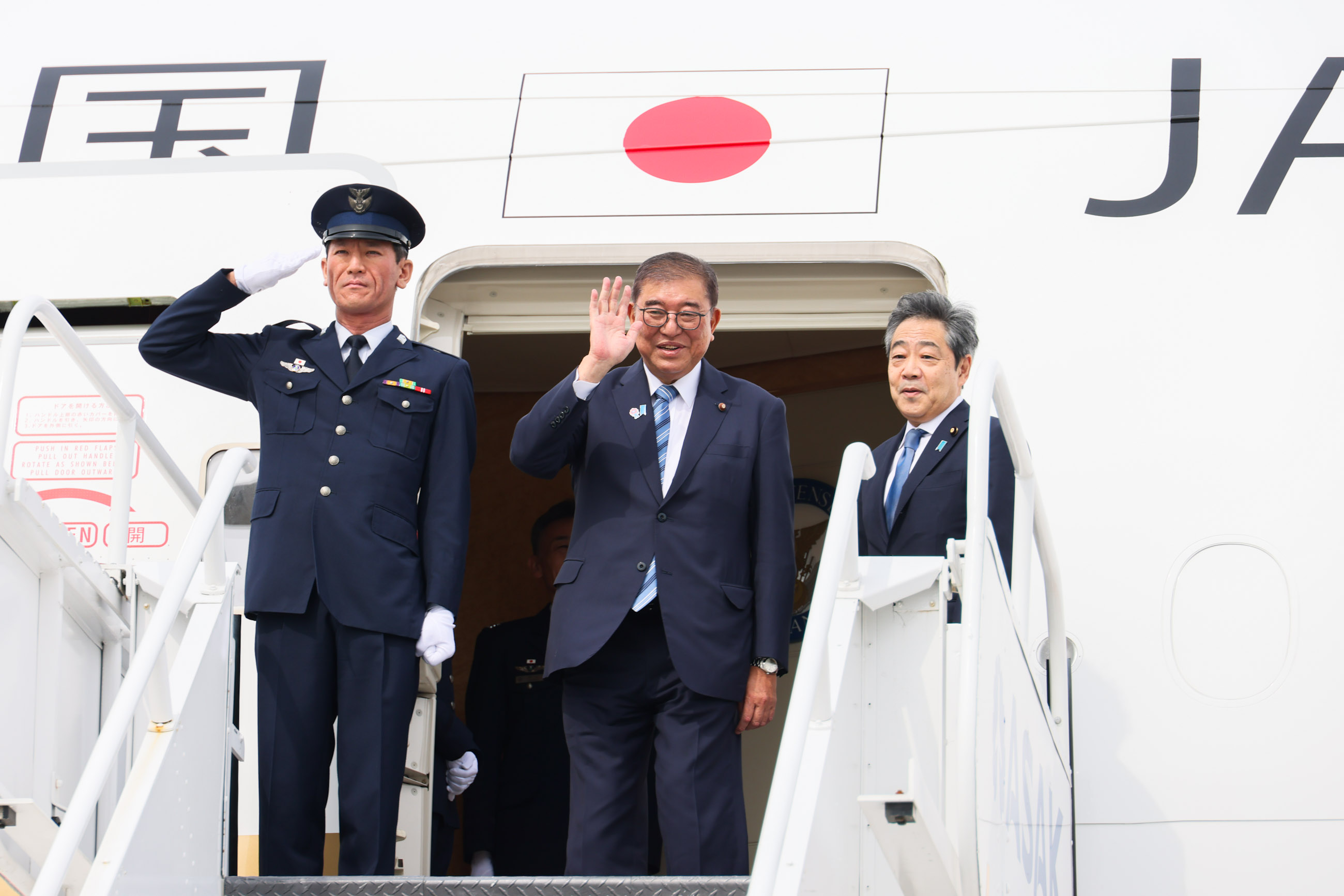 Prime Minister Ishiba departing the United States (2)