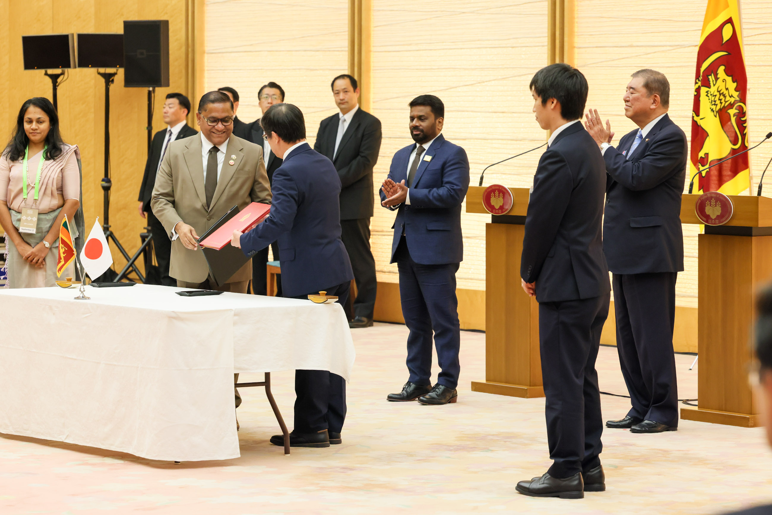 Signing and Exchange of Documents (4)