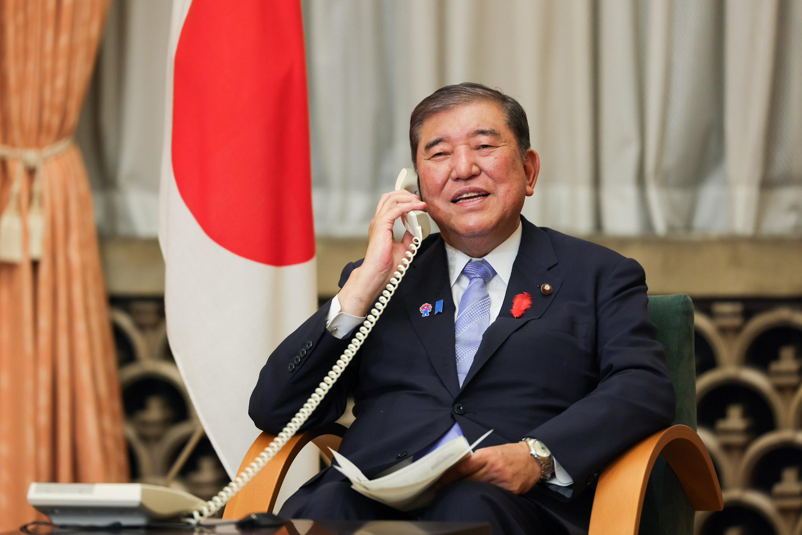 Congratulatory Call to Specially Appointed Professor Sakaguchi of the University of Osaka, on receiving the Nobel Prize in Physiology or Medicine.