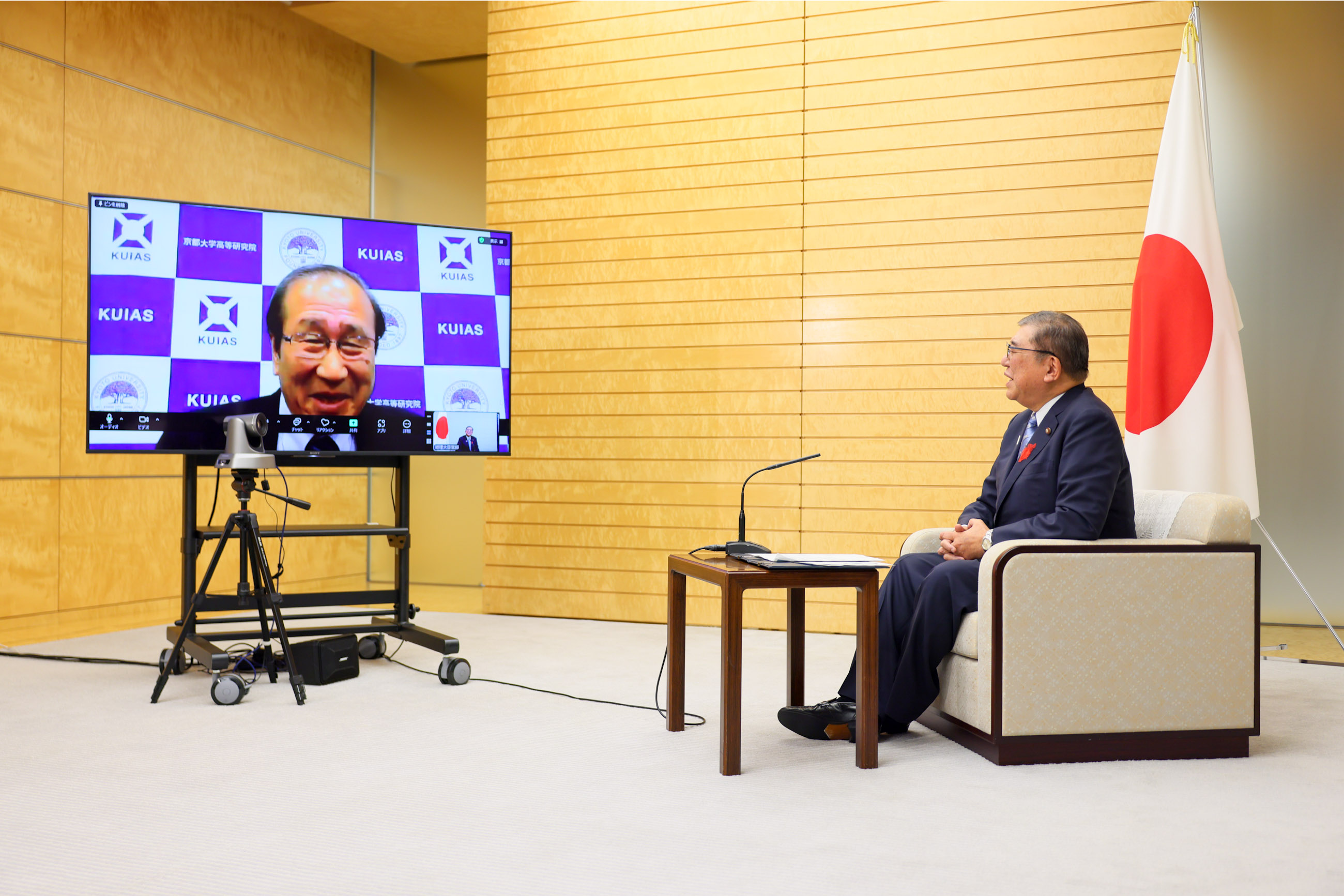 Conveying Congratulations to Distinguished Professor Susumu Kitagawa of Kyoto University, Nobel Laureate in Chemistry