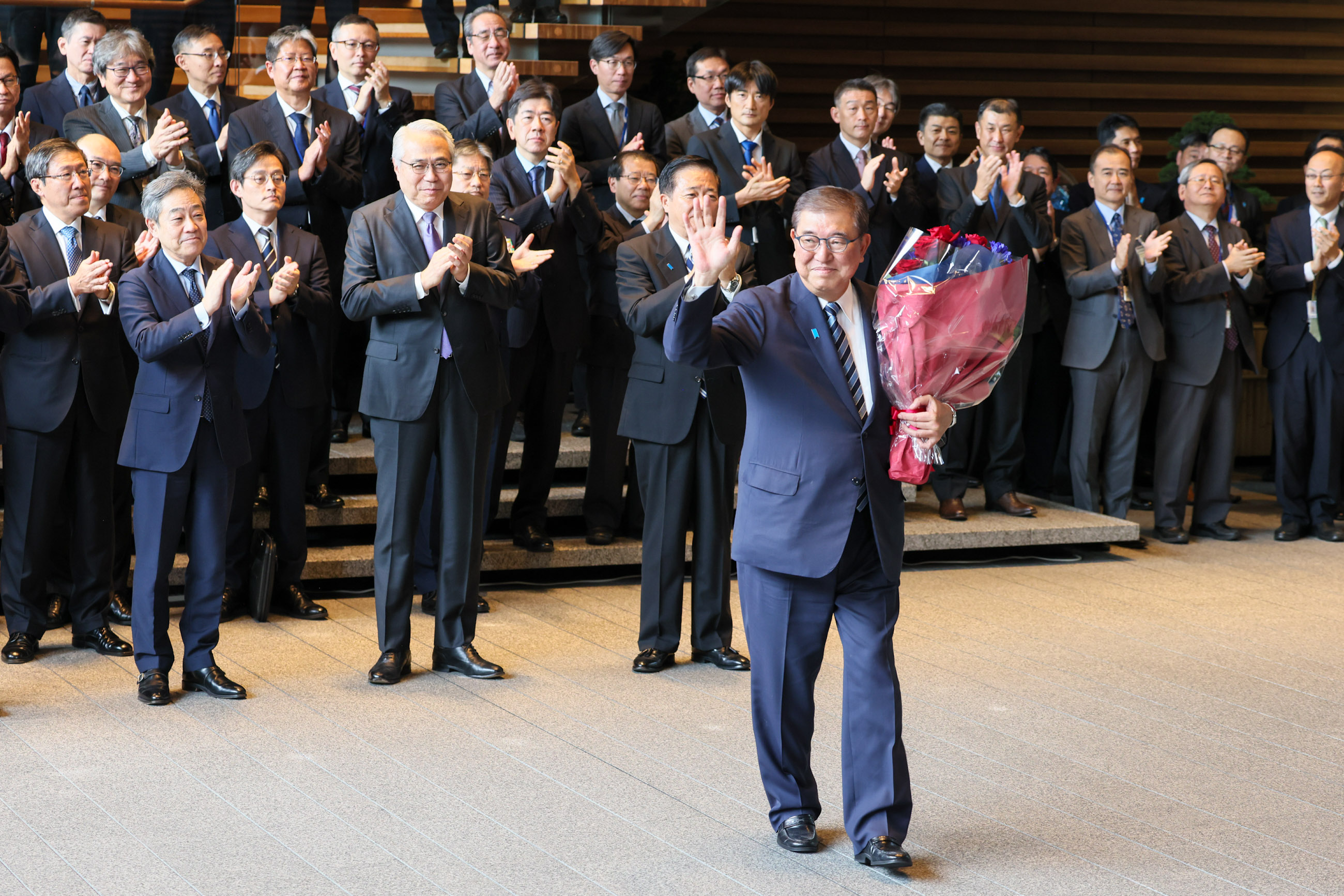 The Resignation En Masse of the Ishiba Cabinet