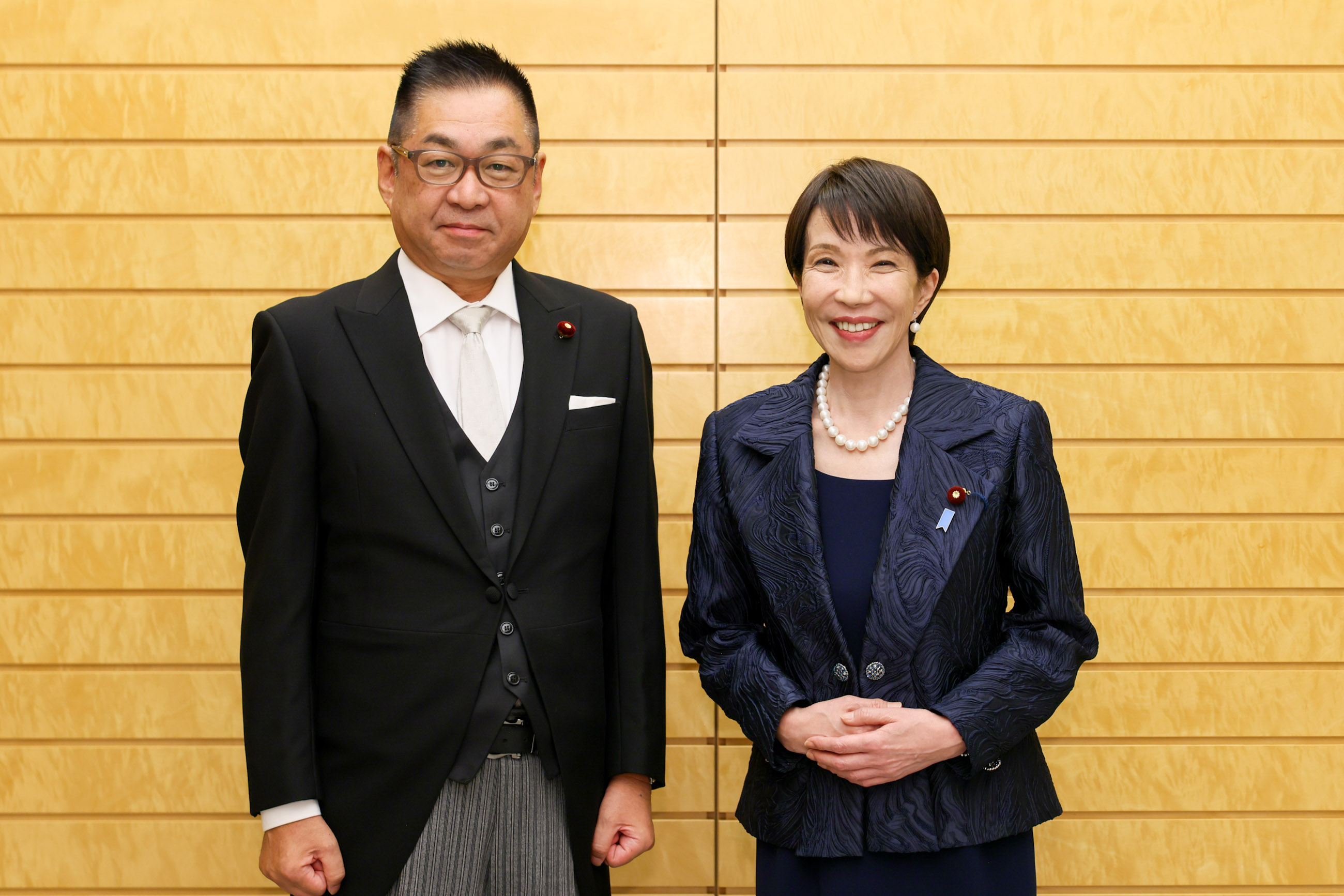 Prime Minister Takaichi with Special Advisors to the Prime Minister (3)
