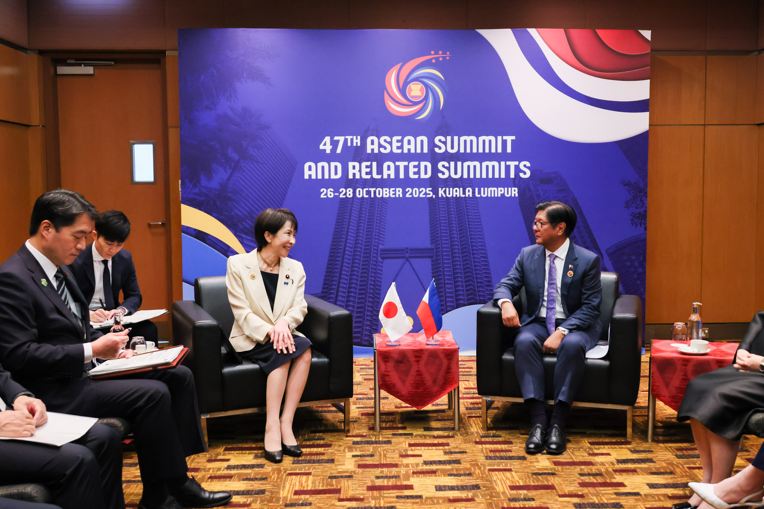 Japan-Philippines Summit Meeting (5)