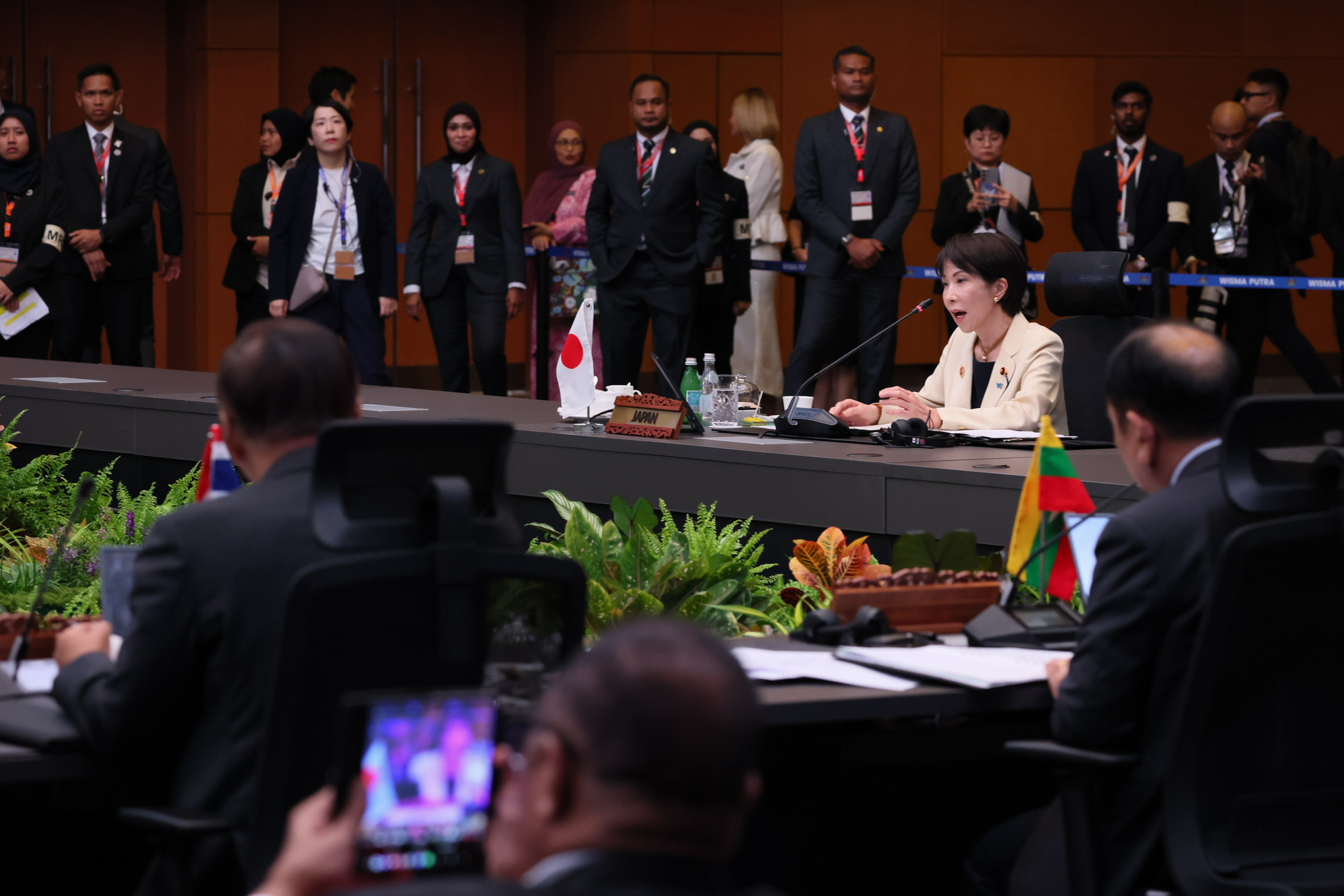 The 28th ASEAN Japan Summit (9)