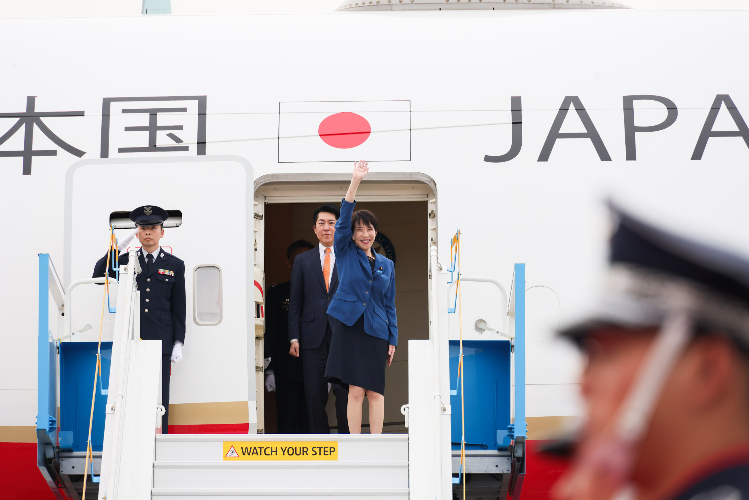 Prime Minister Takaichi arriving in the Republic of Korea (1)