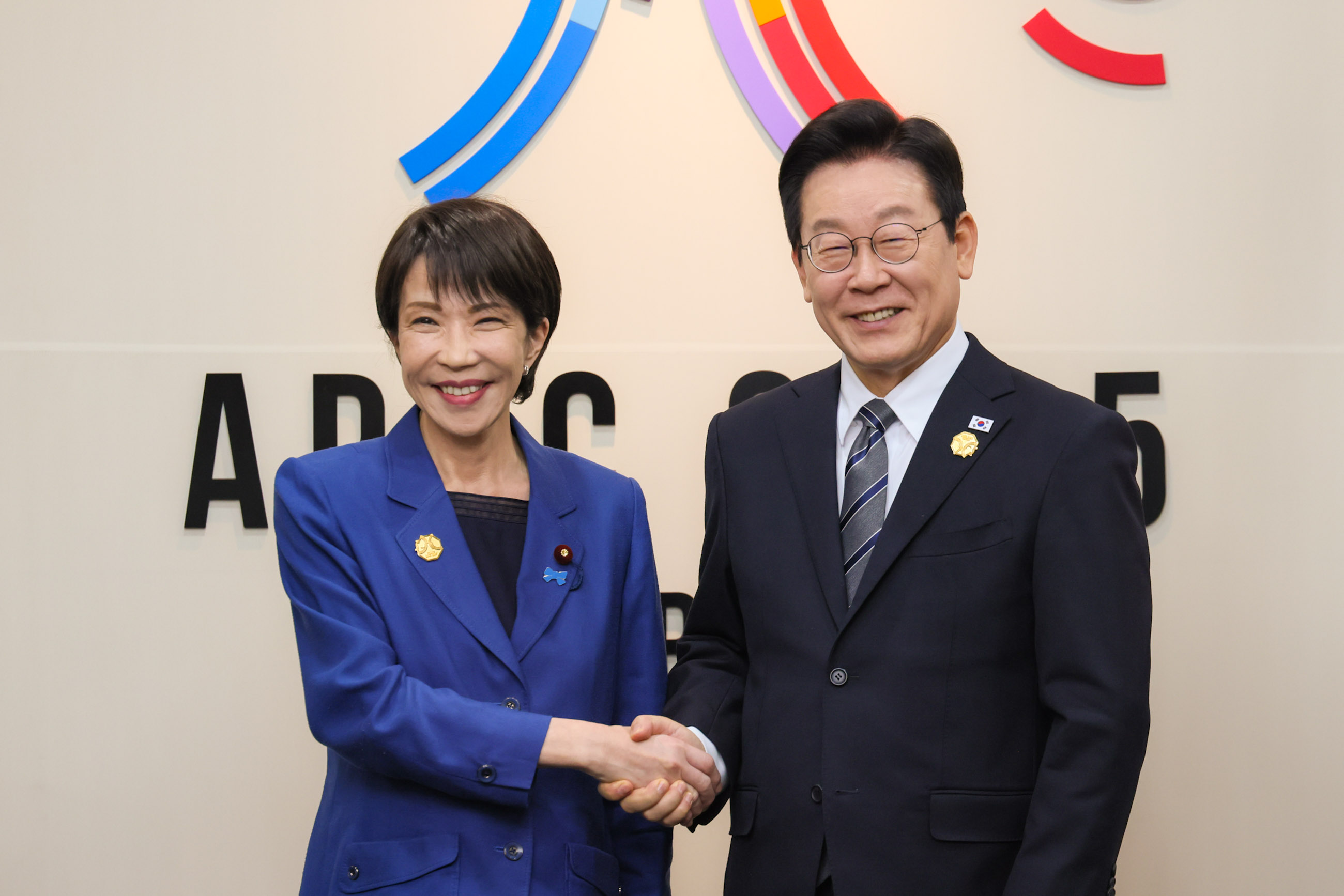 Japan-ROK Summit Meeting (2)