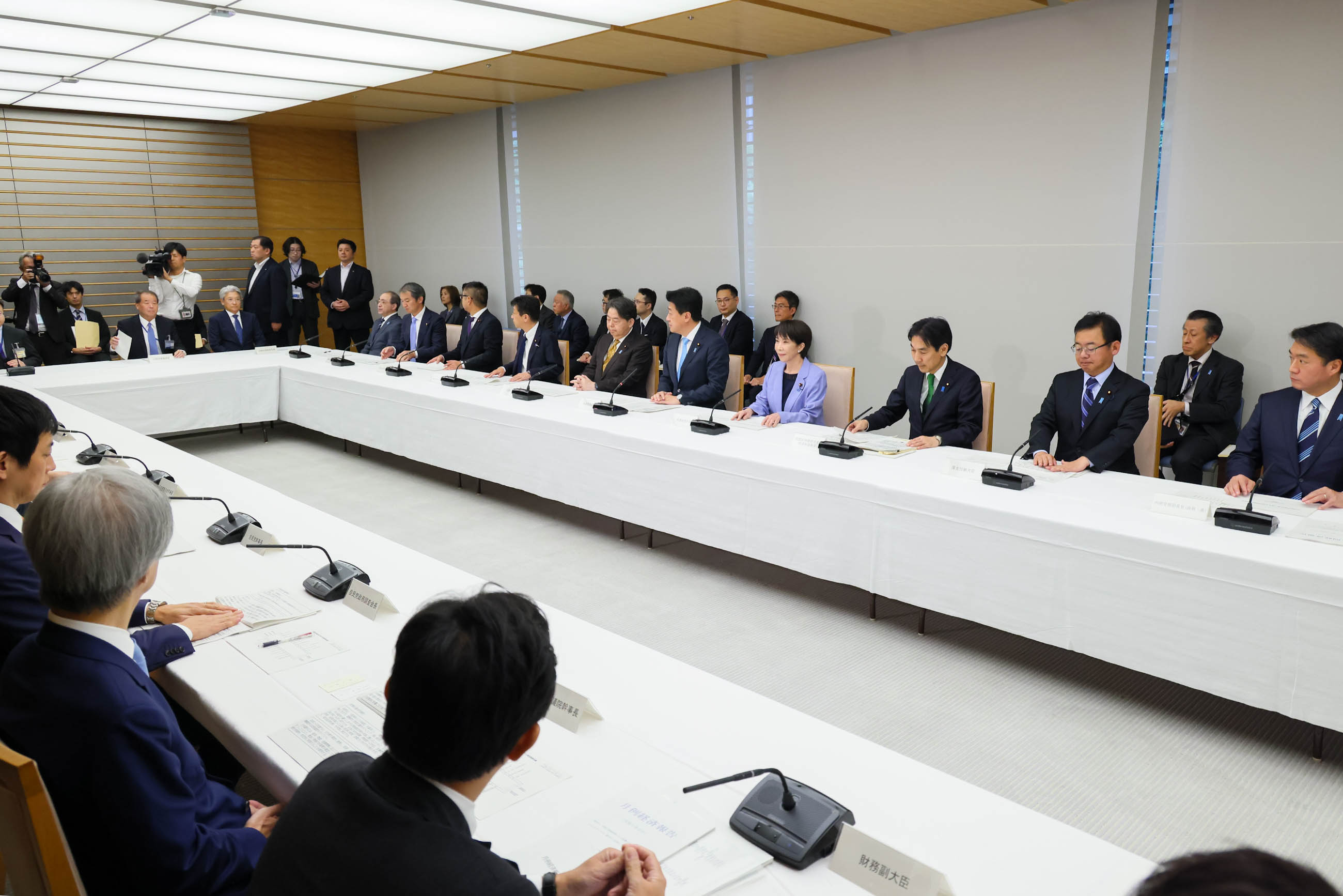 Prime Minister Takaichi attending the meeting (2)