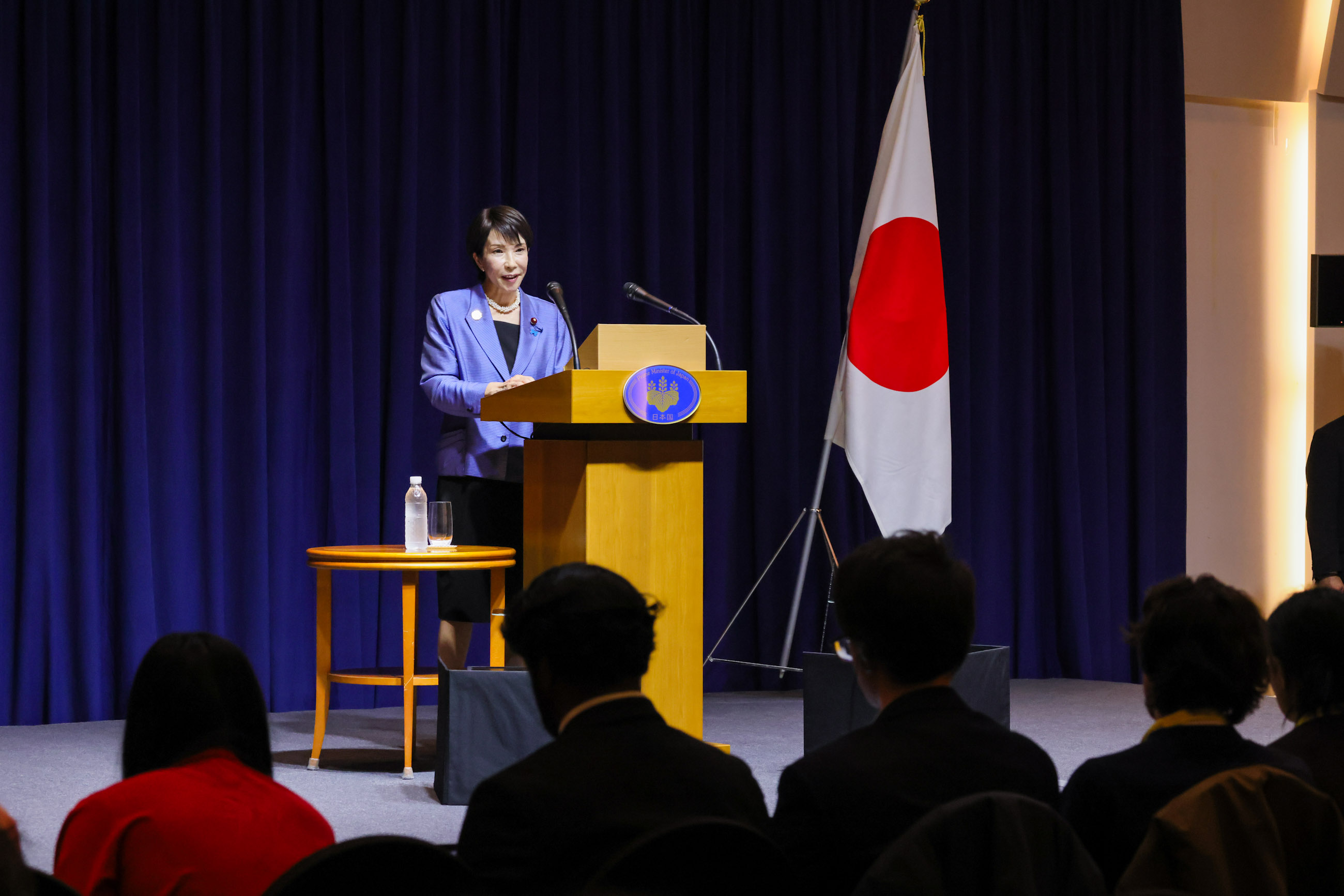 Press Conference (3)