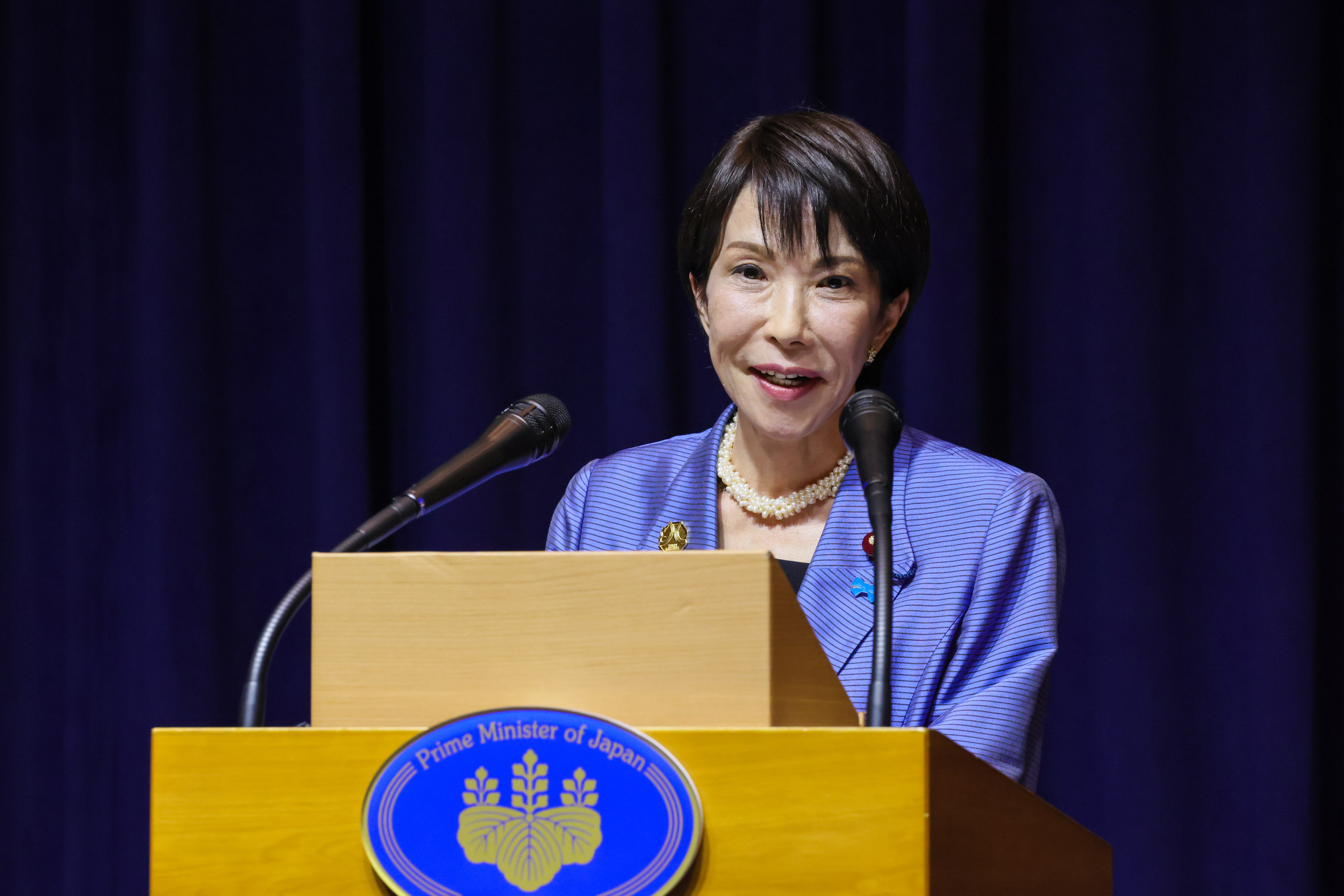 Press Conference (1)