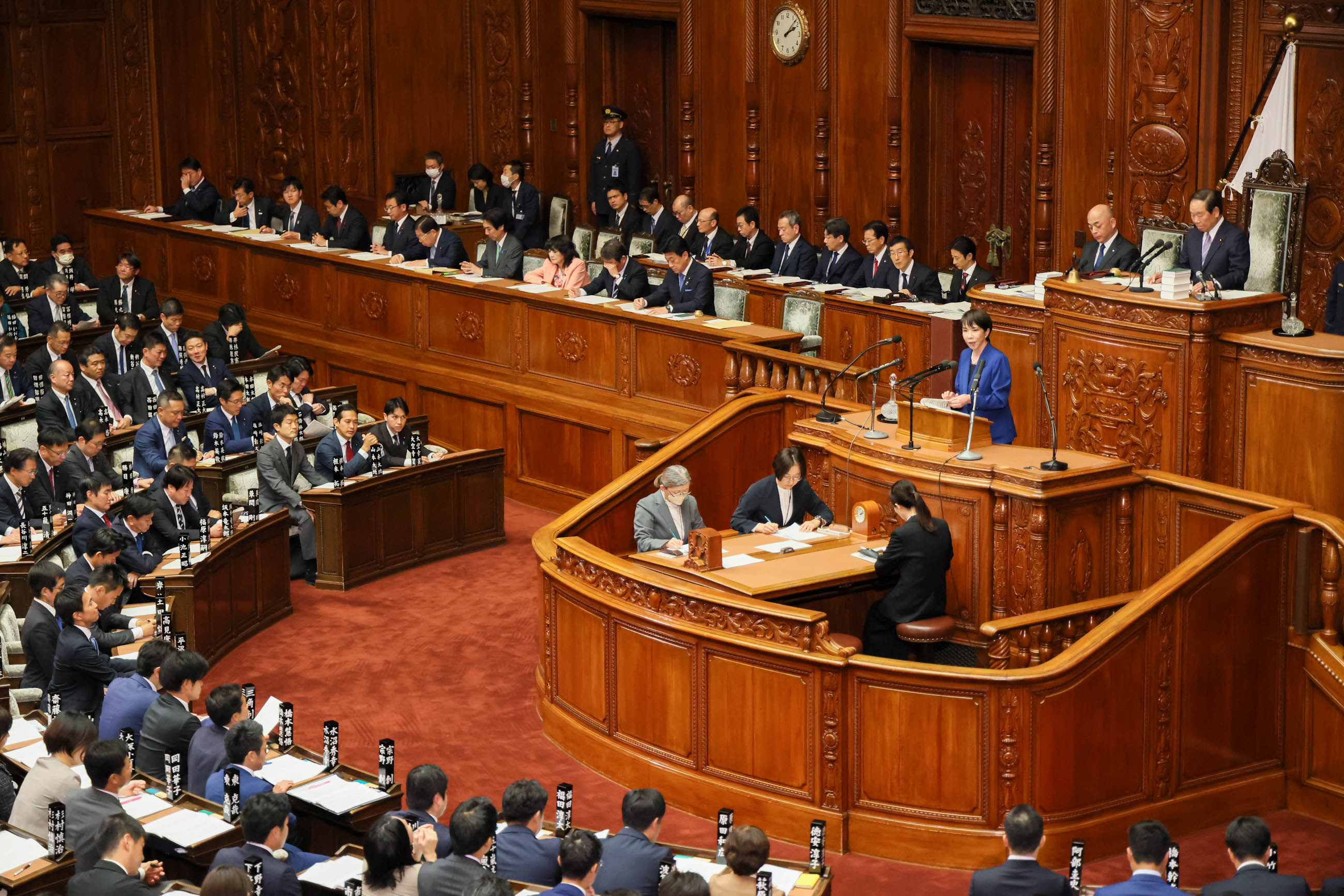 Prime Minister Takaichi delivering a policy speech during the plenary session of the House of Representatives (4)
