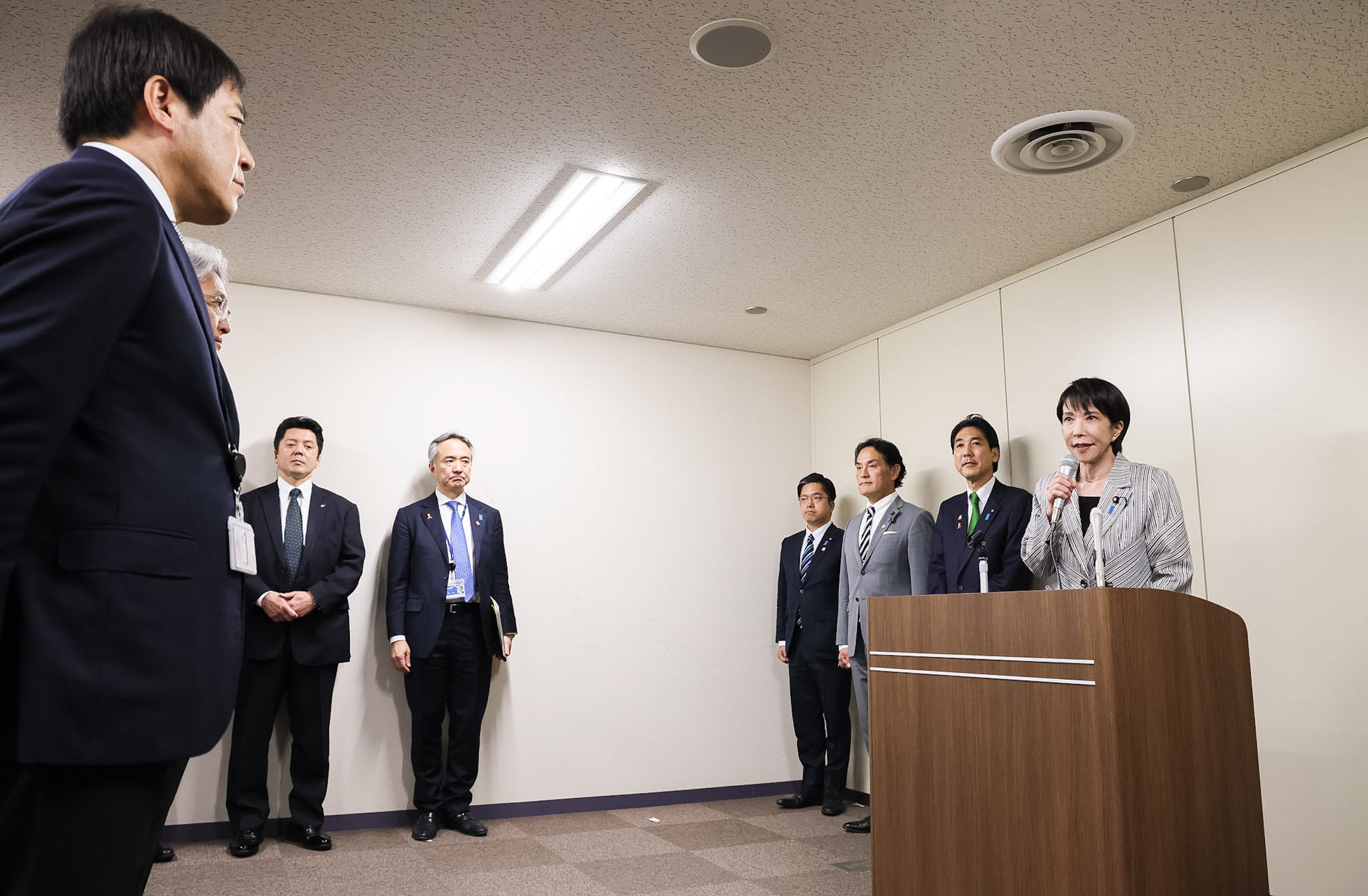 Prime Minister Takaichi delivering an address (2)