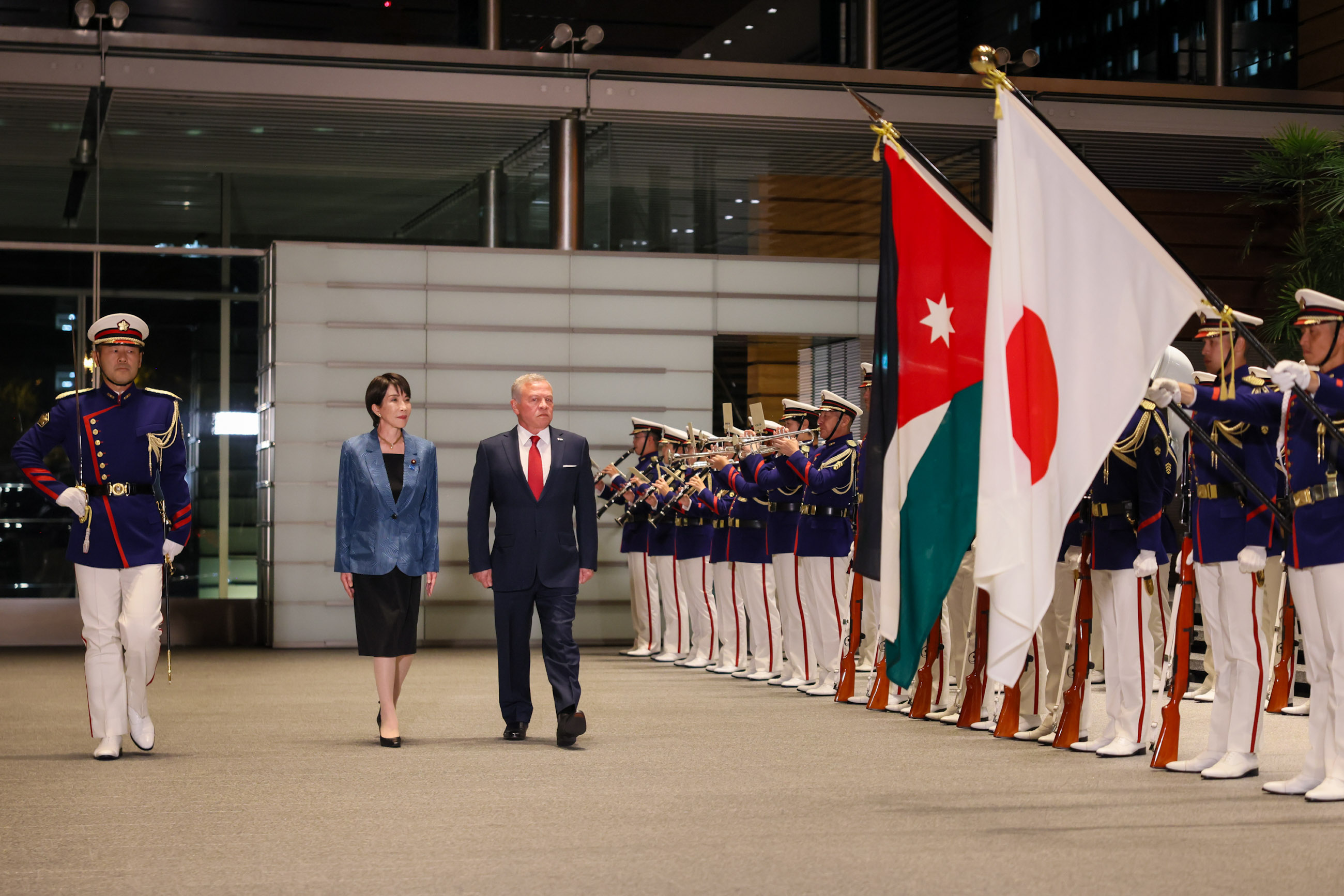 Salute and guard of honor ceremony (5)