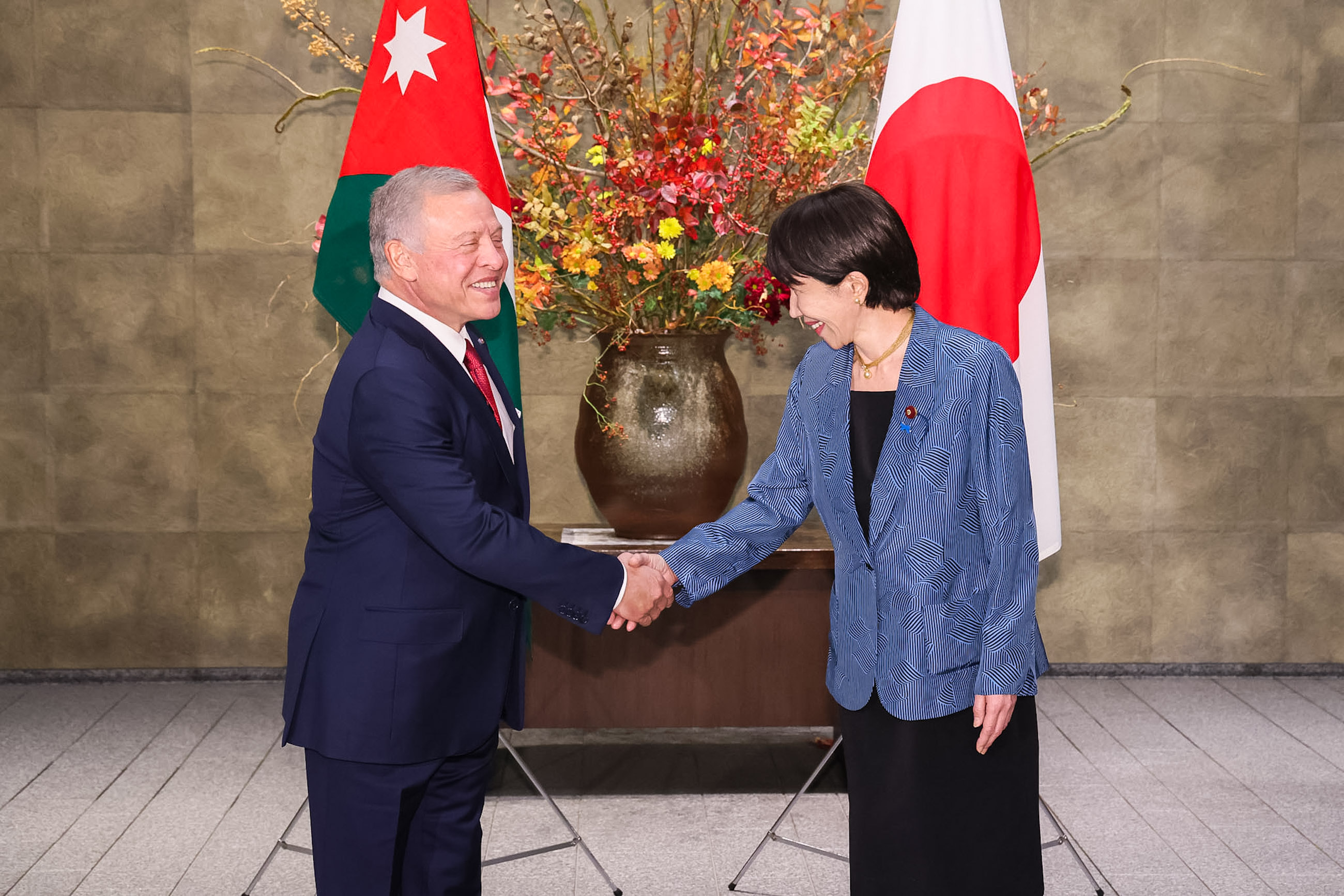 Commemorative photo (2)