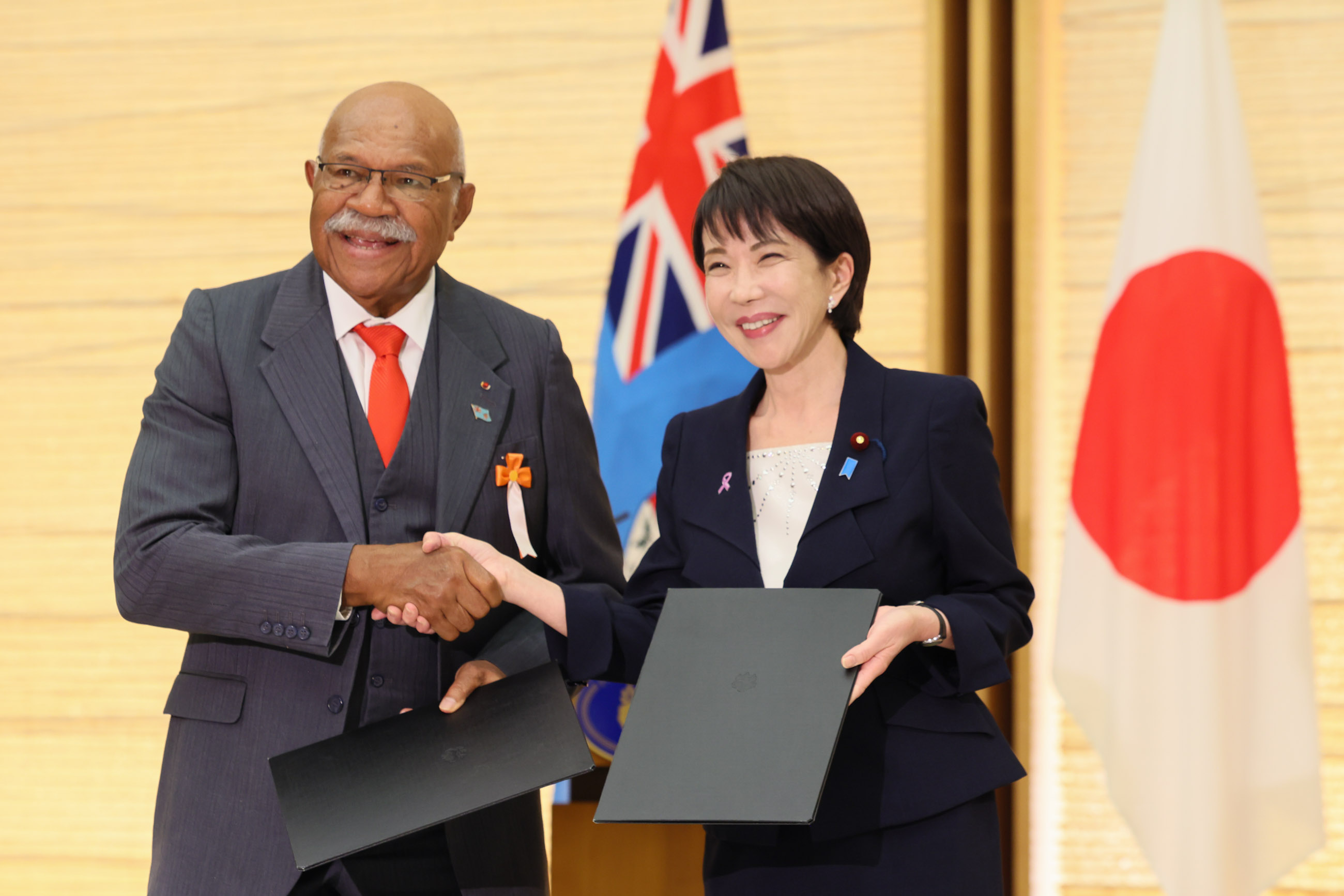 Signing ceremony (6)